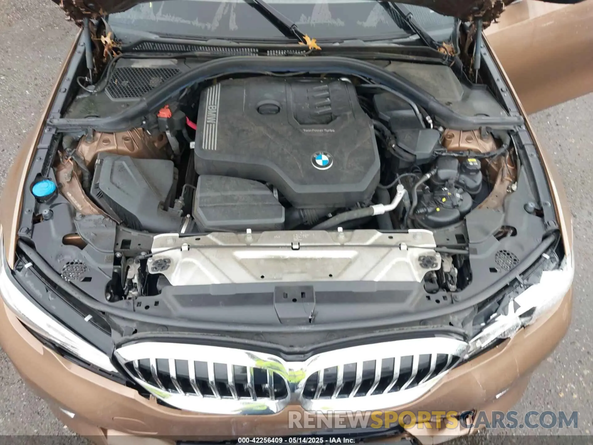 10 Photograph of a damaged car WBA5R7C51KAJ79610 BMW 330I 2019