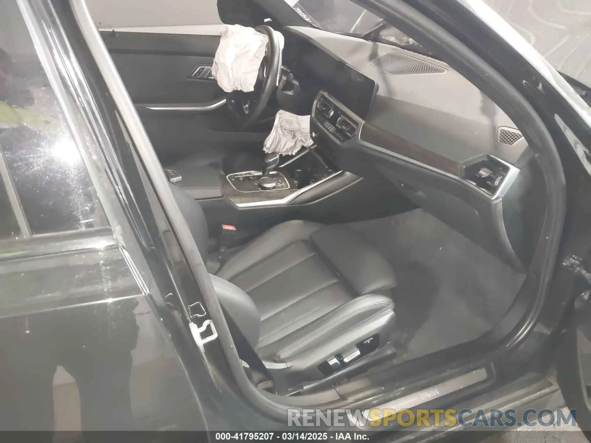 5 Photograph of a damaged car WBA5R7C52KAJ87697 BMW 330I 2019