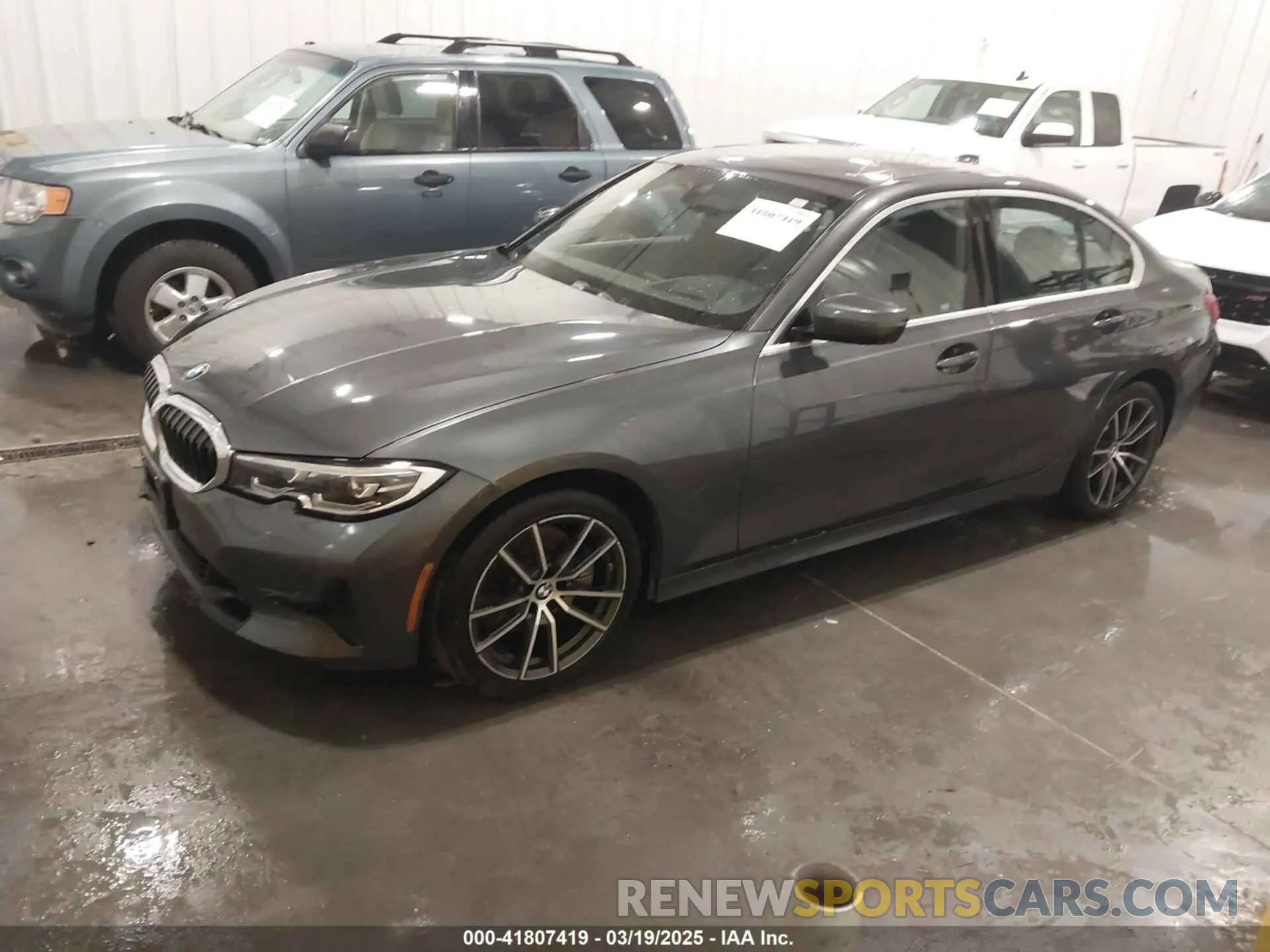 2 Фотография поврежденного автомобиля WBA5R7C57KAJ80356 BMW 330I 2019