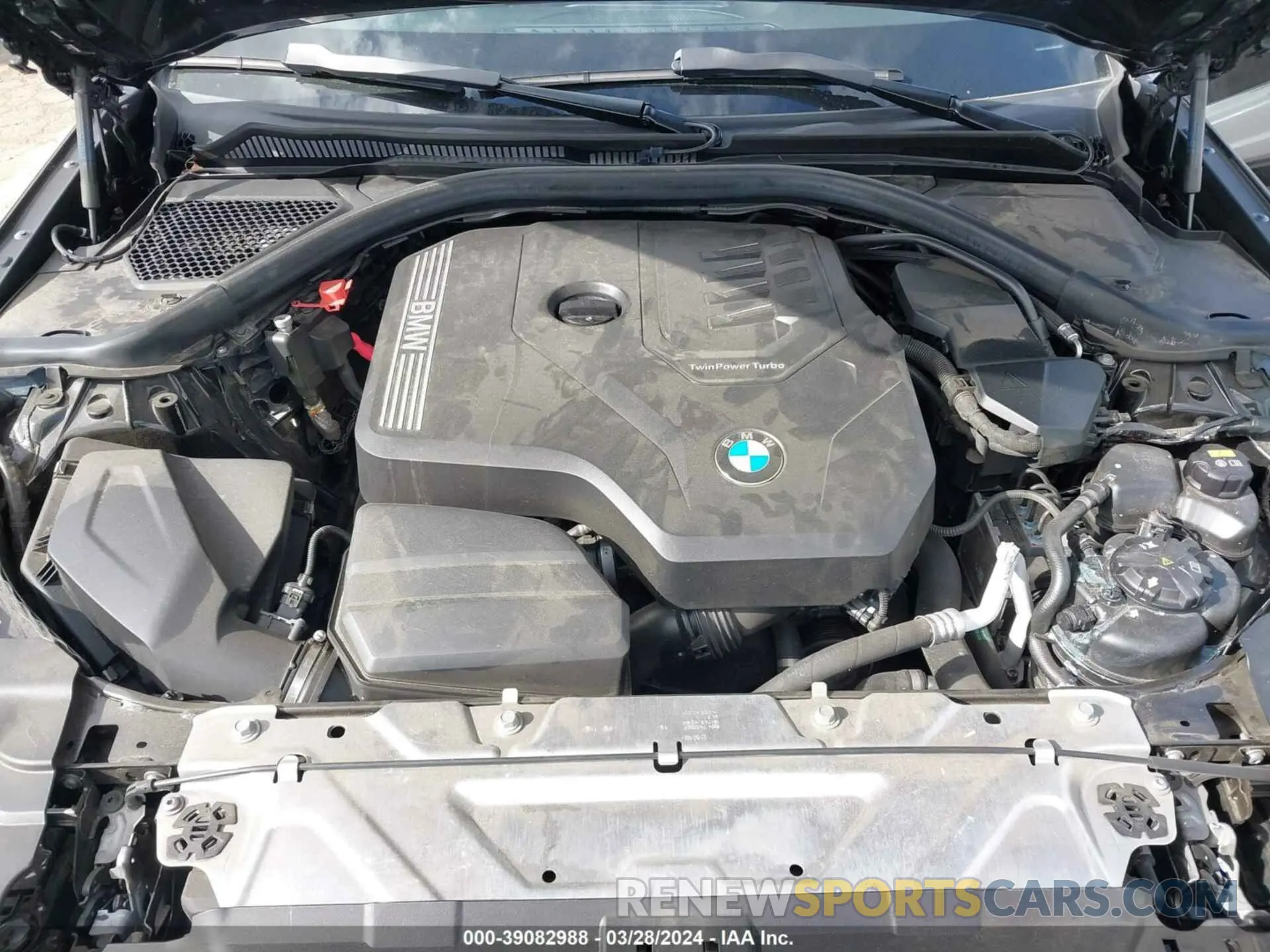 10 Photograph of a damaged car 3MW5R1J00L8B03698 BMW 330I 2020