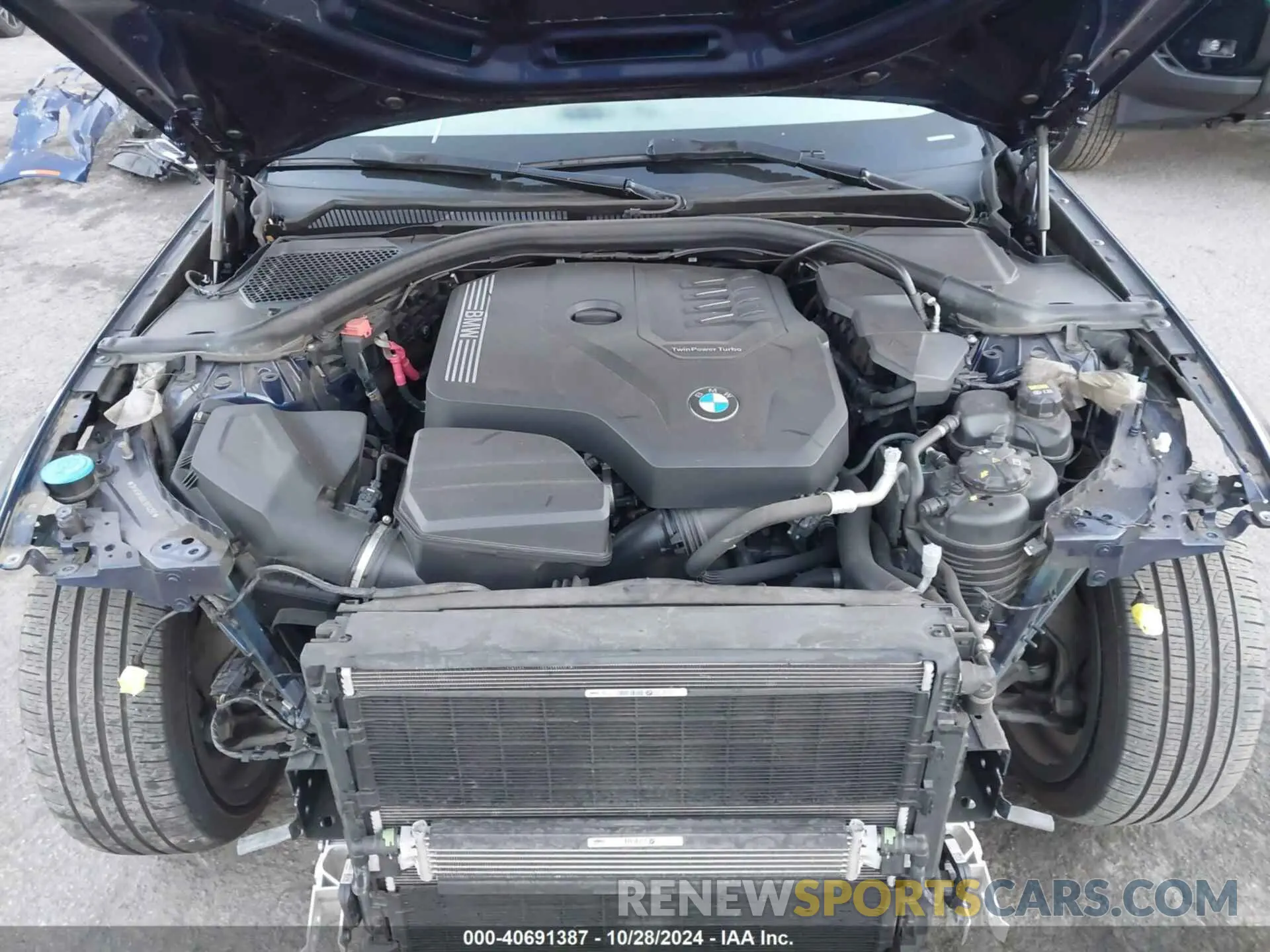 10 Photograph of a damaged car 3MW5R1J00L8B14250 BMW 330I 2020