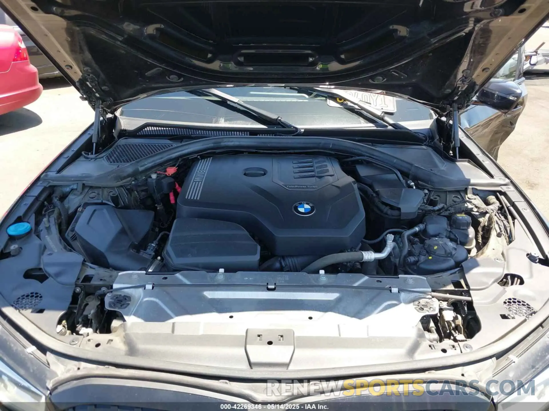 10 Photograph of a damaged car 3MW5R1J00L8B27239 BMW 330I 2020