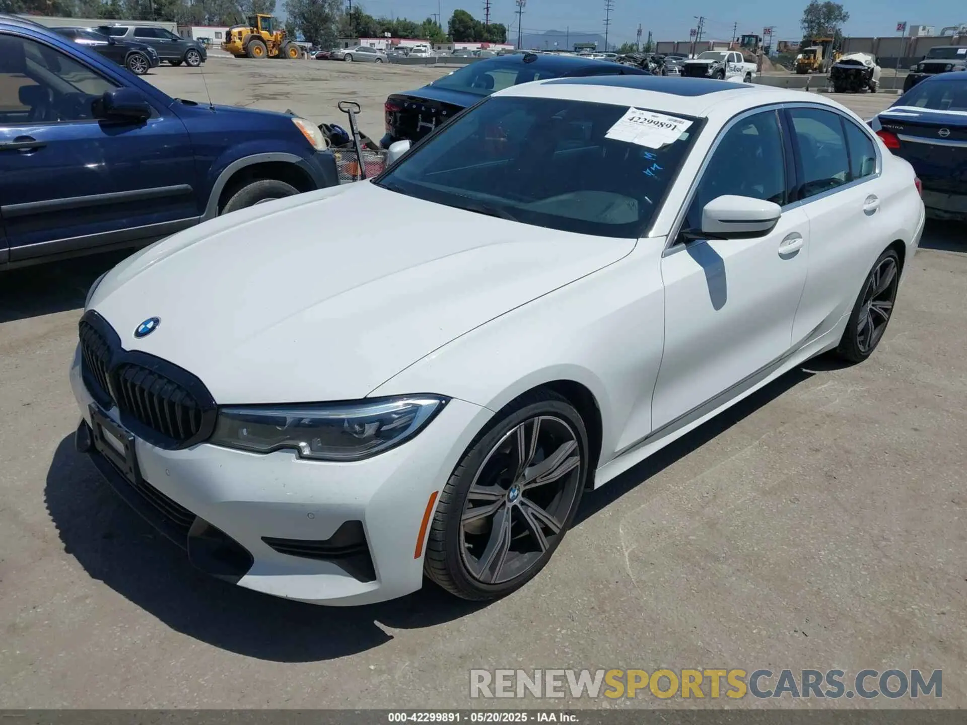 2 Photograph of a damaged car 3MW5R1J01L8B05556 BMW 330I 2020