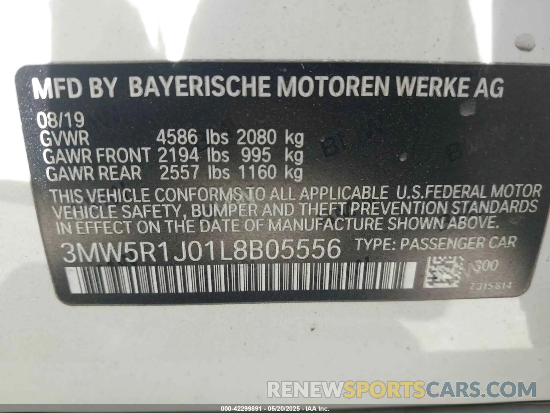 9 Photograph of a damaged car 3MW5R1J01L8B05556 BMW 330I 2020