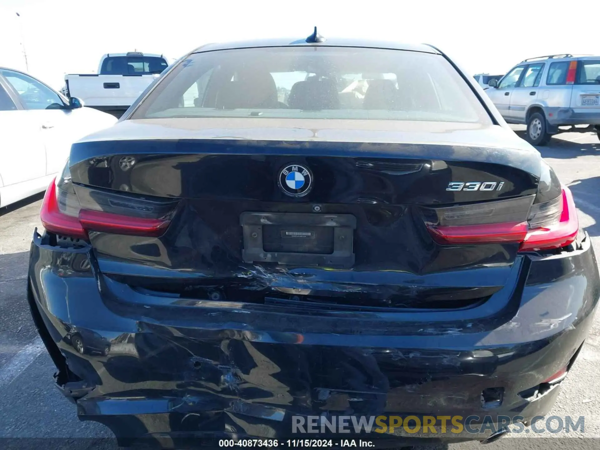 16 Photograph of a damaged car 3MW5R1J01L8B14418 BMW 330I 2020