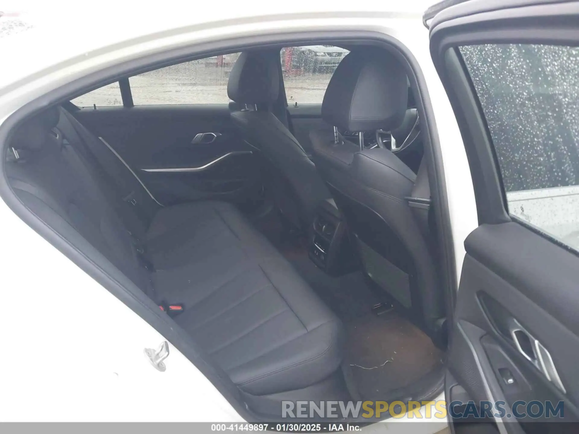 8 Photograph of a damaged car 3MW5R1J01L8B19134 BMW 330I 2020