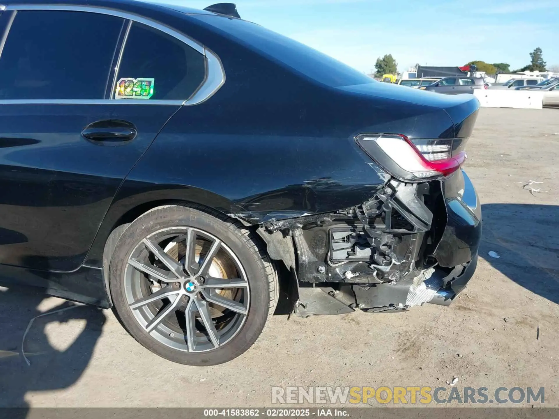 6 Photograph of a damaged car 3MW5R1J01L8B35673 BMW 330I 2020