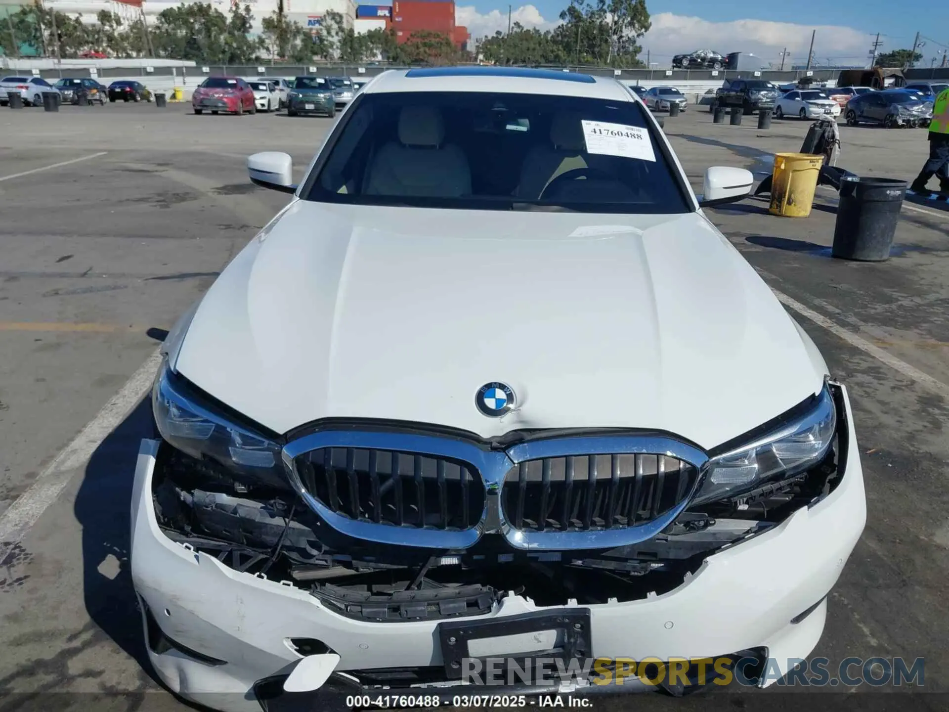 12 Photograph of a damaged car 3MW5R1J02L8B31552 BMW 330I 2020