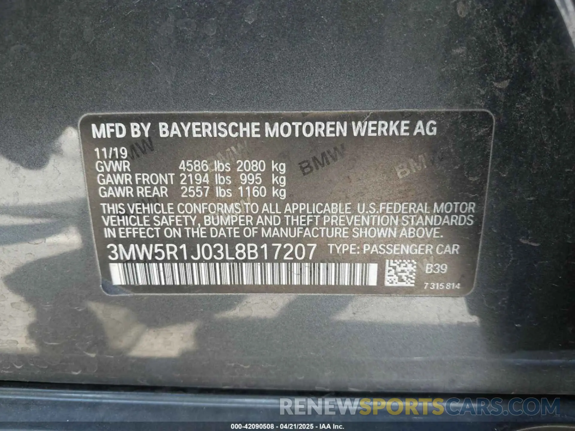9 Photograph of a damaged car 3MW5R1J03L8B17207 BMW 330I 2020