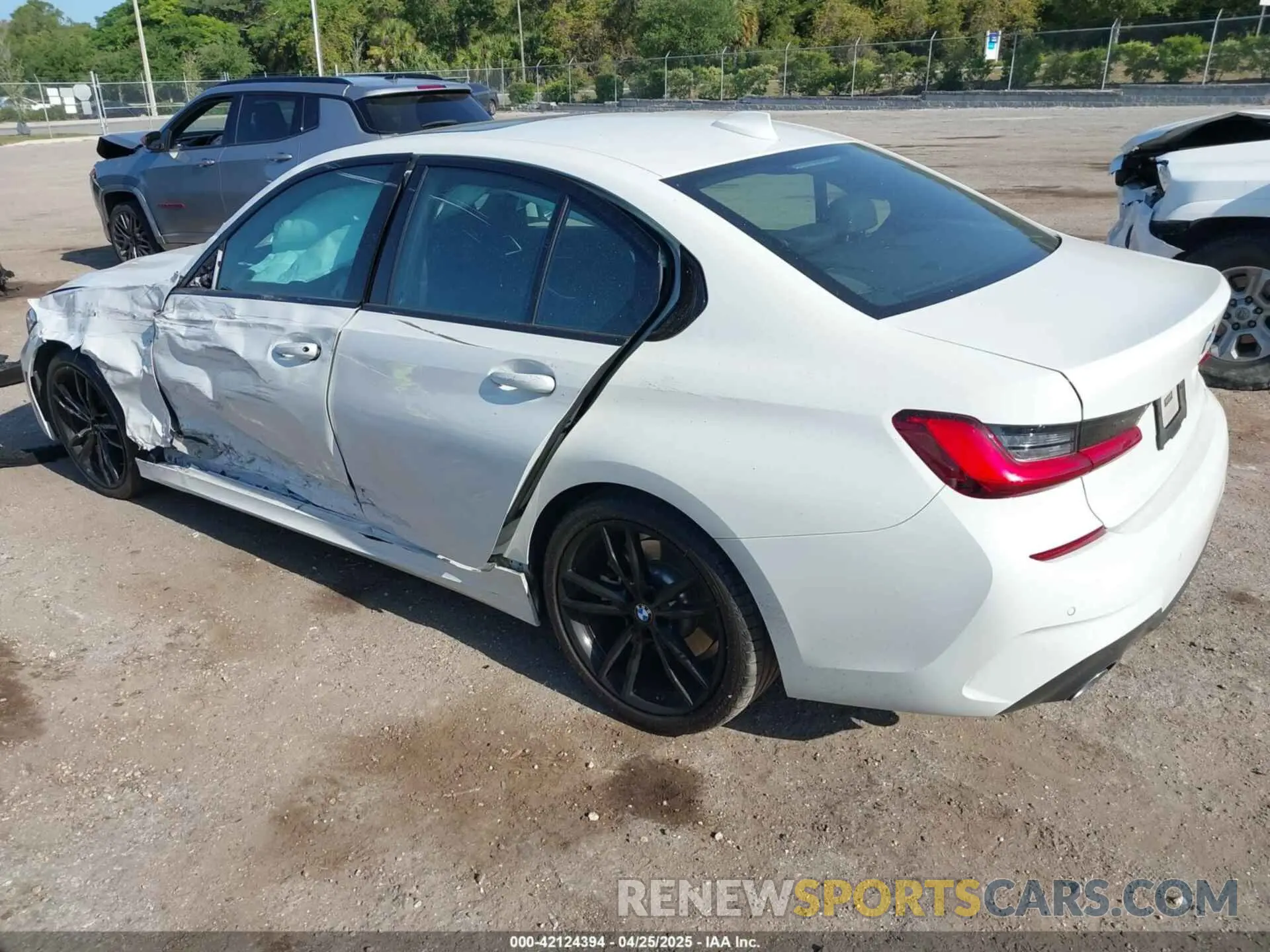 3 Photograph of a damaged car 3MW5R1J04L8B29799 BMW 330I 2020