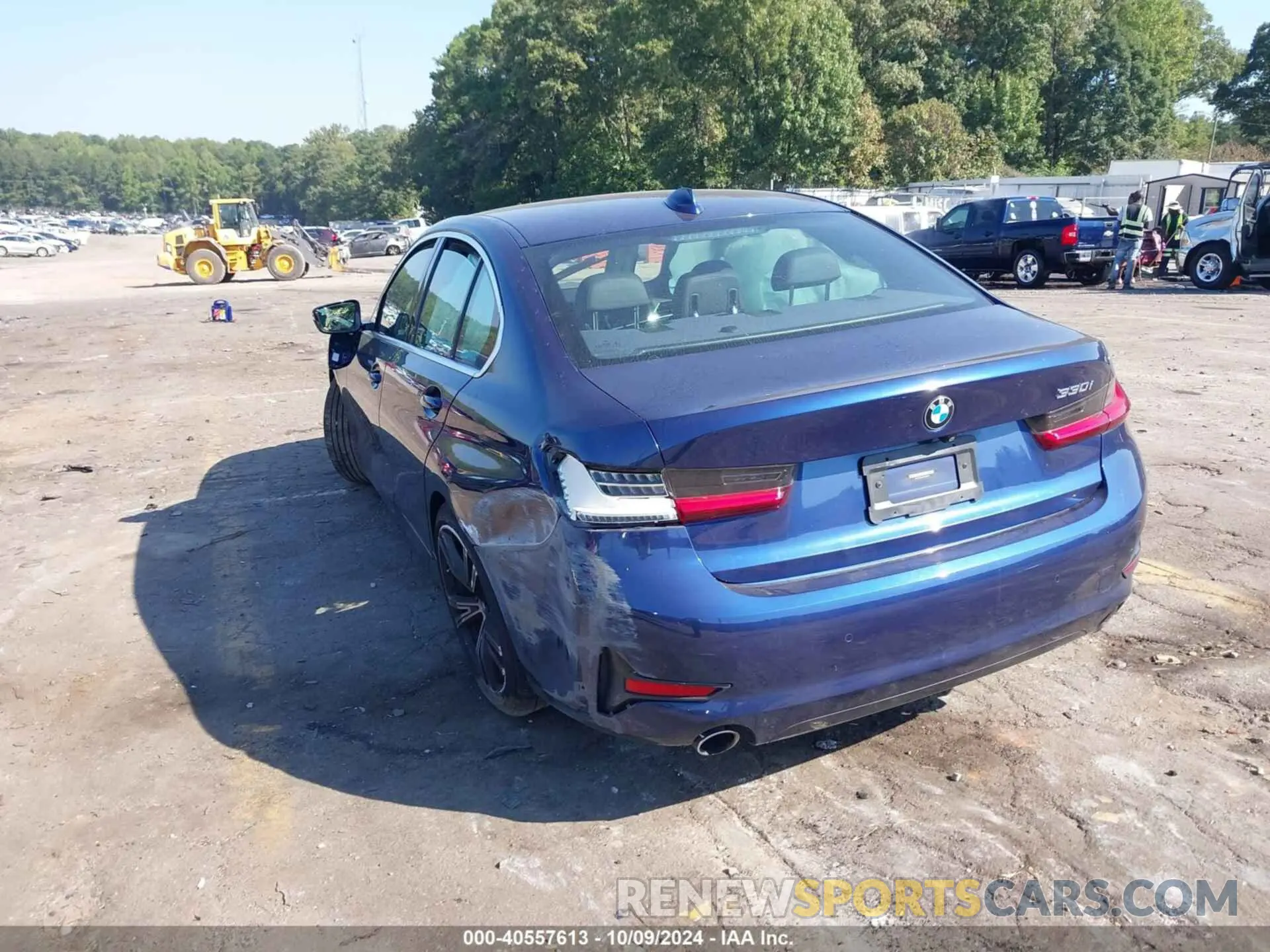 3 Photograph of a damaged car 3MW5R1J04L8B42875 BMW 330I 2020