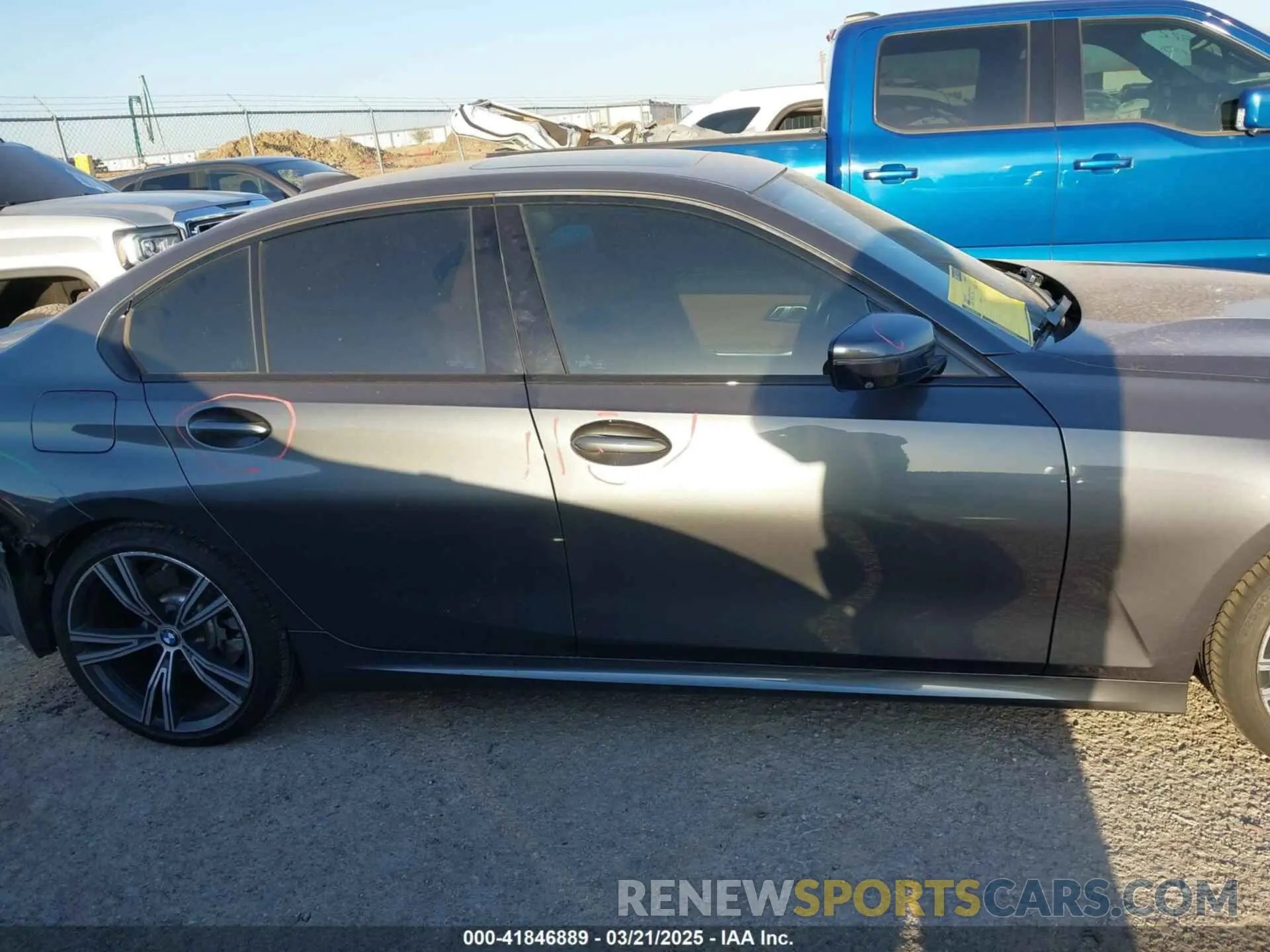 13 Photograph of a damaged car 3MW5R1J06L8B17024 BMW 330I 2020