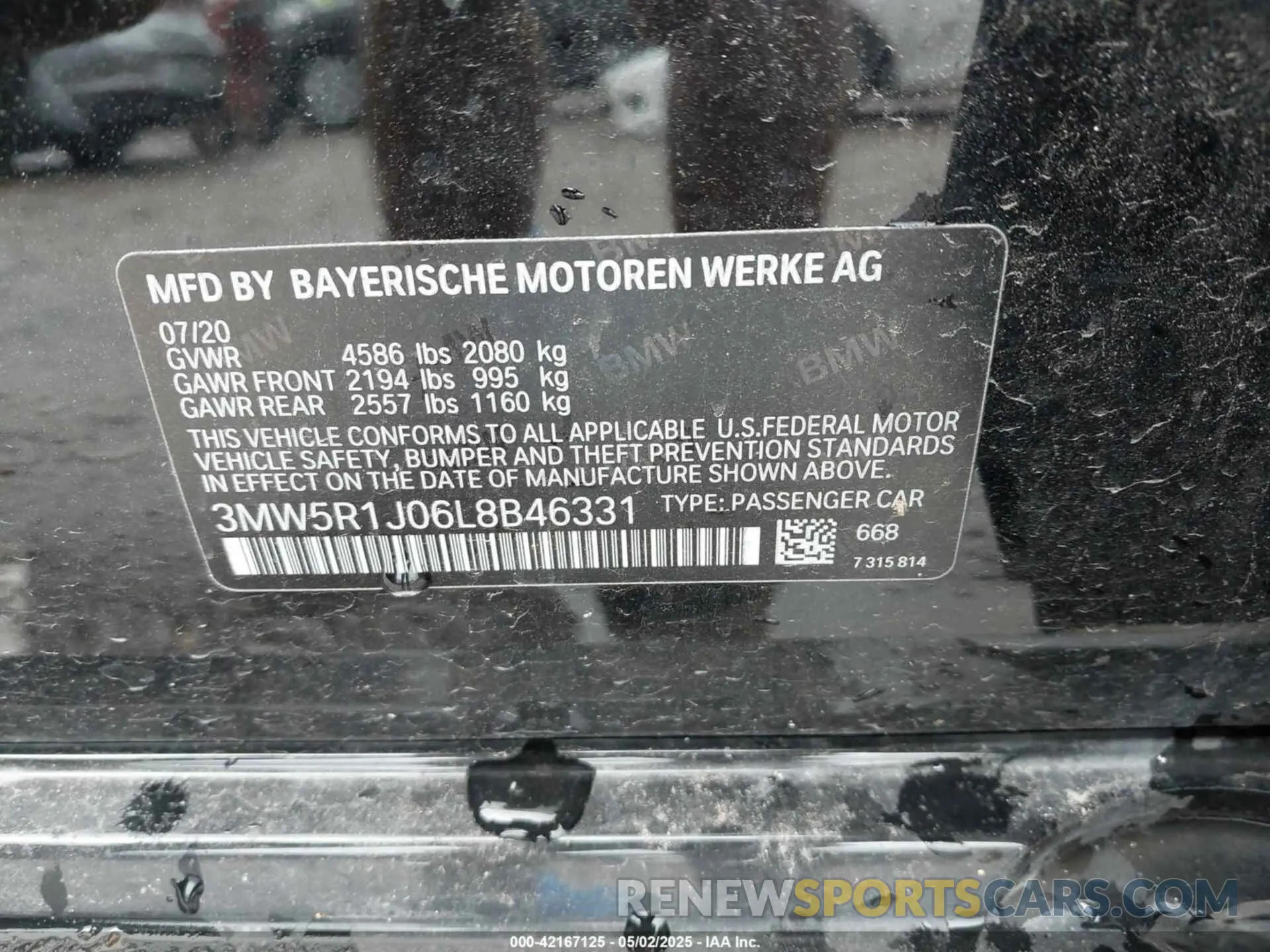 9 Photograph of a damaged car 3MW5R1J06L8B46331 BMW 330I 2020