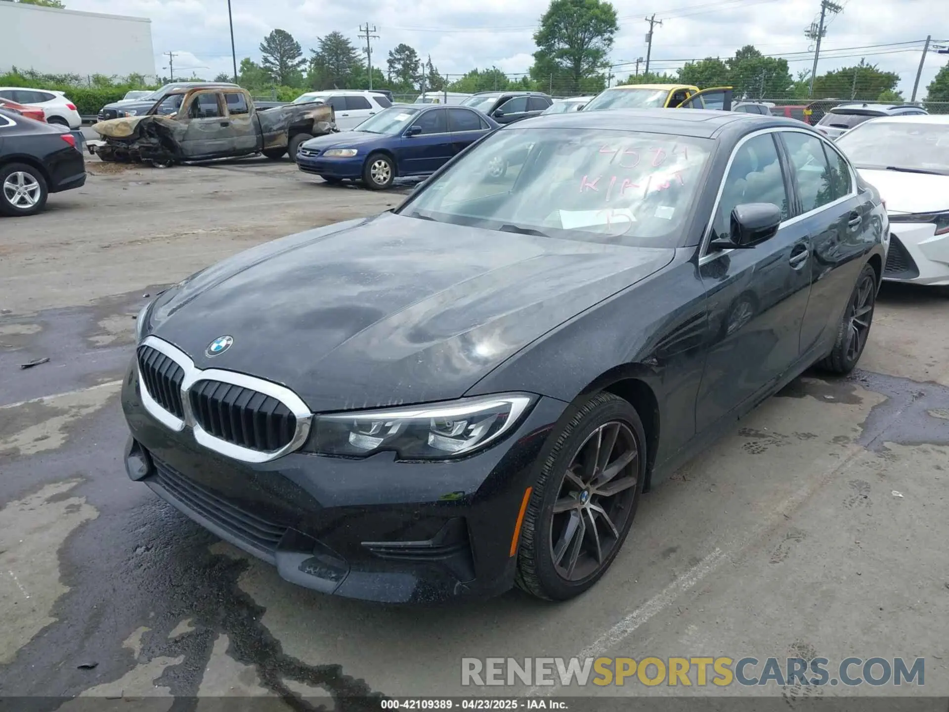 2 Photograph of a damaged car 3MW5R1J07L8B14584 BMW 330I 2020