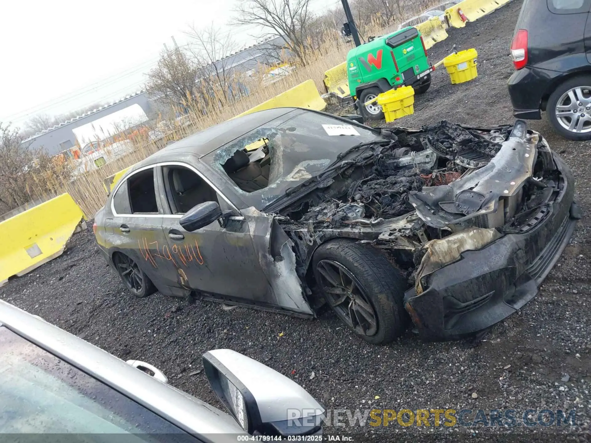 12 Photograph of a damaged car 3MW5R1J09L8B07586 BMW 330I 2020