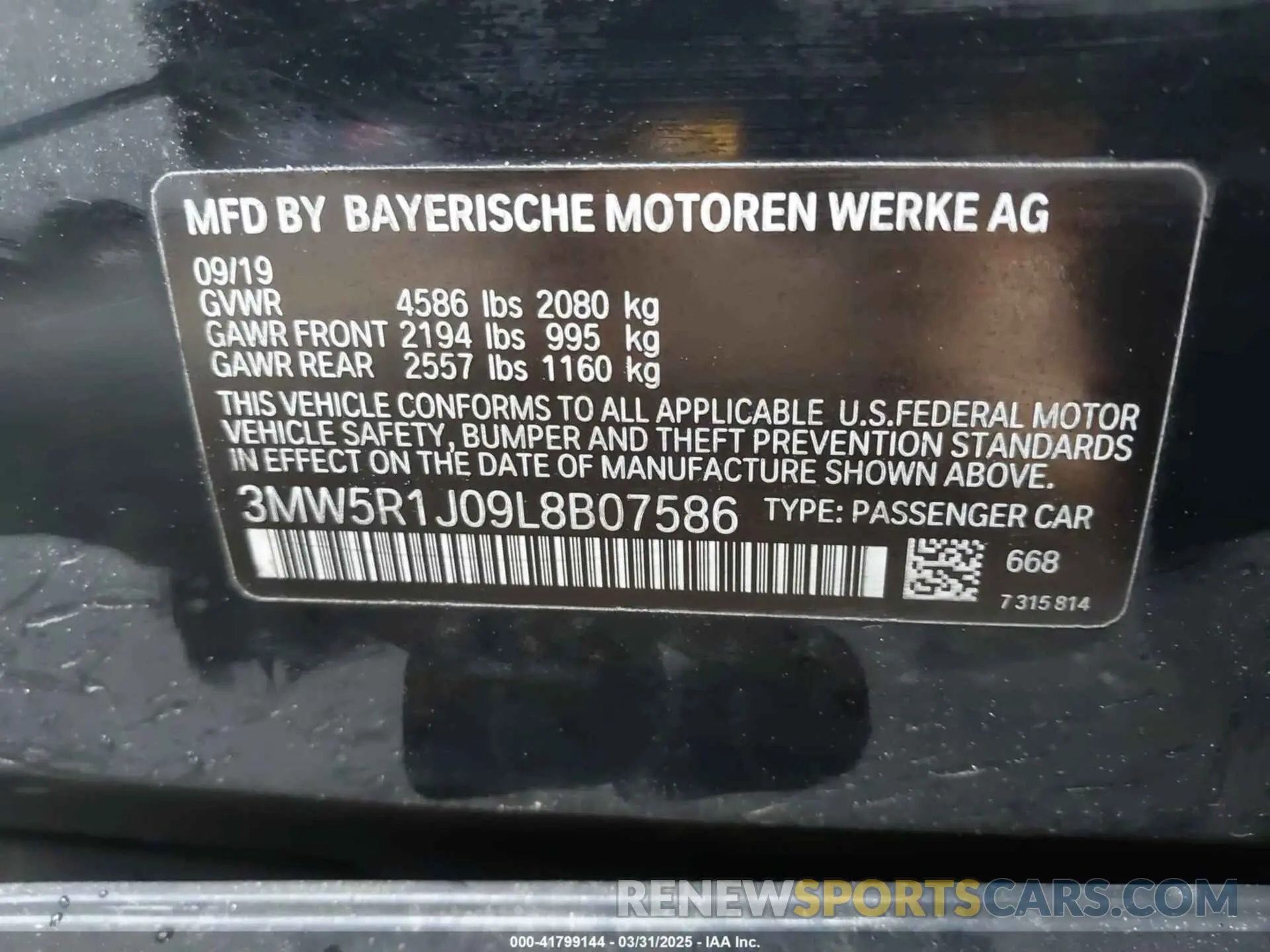 9 Photograph of a damaged car 3MW5R1J09L8B07586 BMW 330I 2020