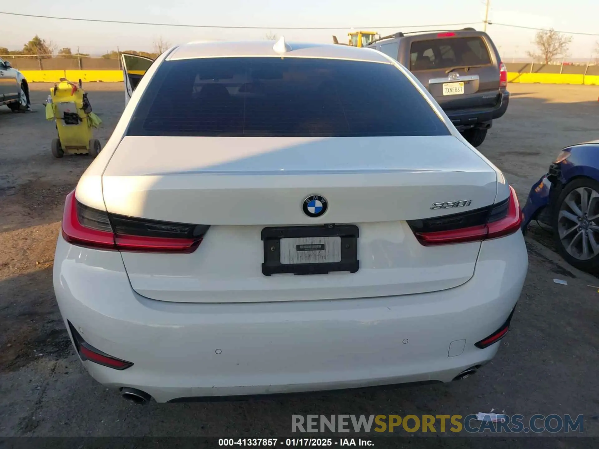 16 Фотография поврежденного автомобиля 3MW5R1J09L8B07846 BMW 330I 2020