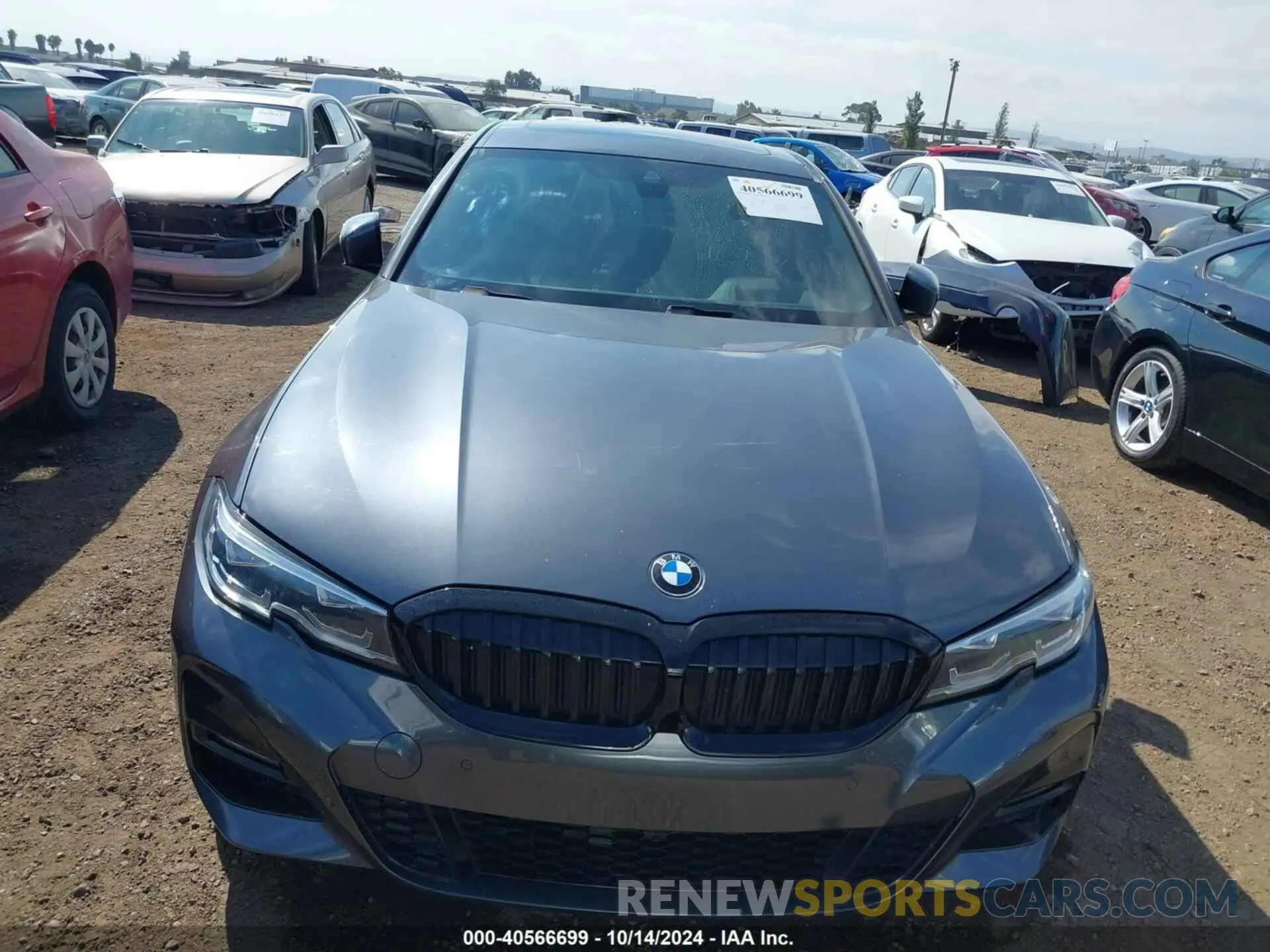 13 Фотография поврежденного автомобиля 3MW5R1J0XL8B15597 BMW 330I 2020