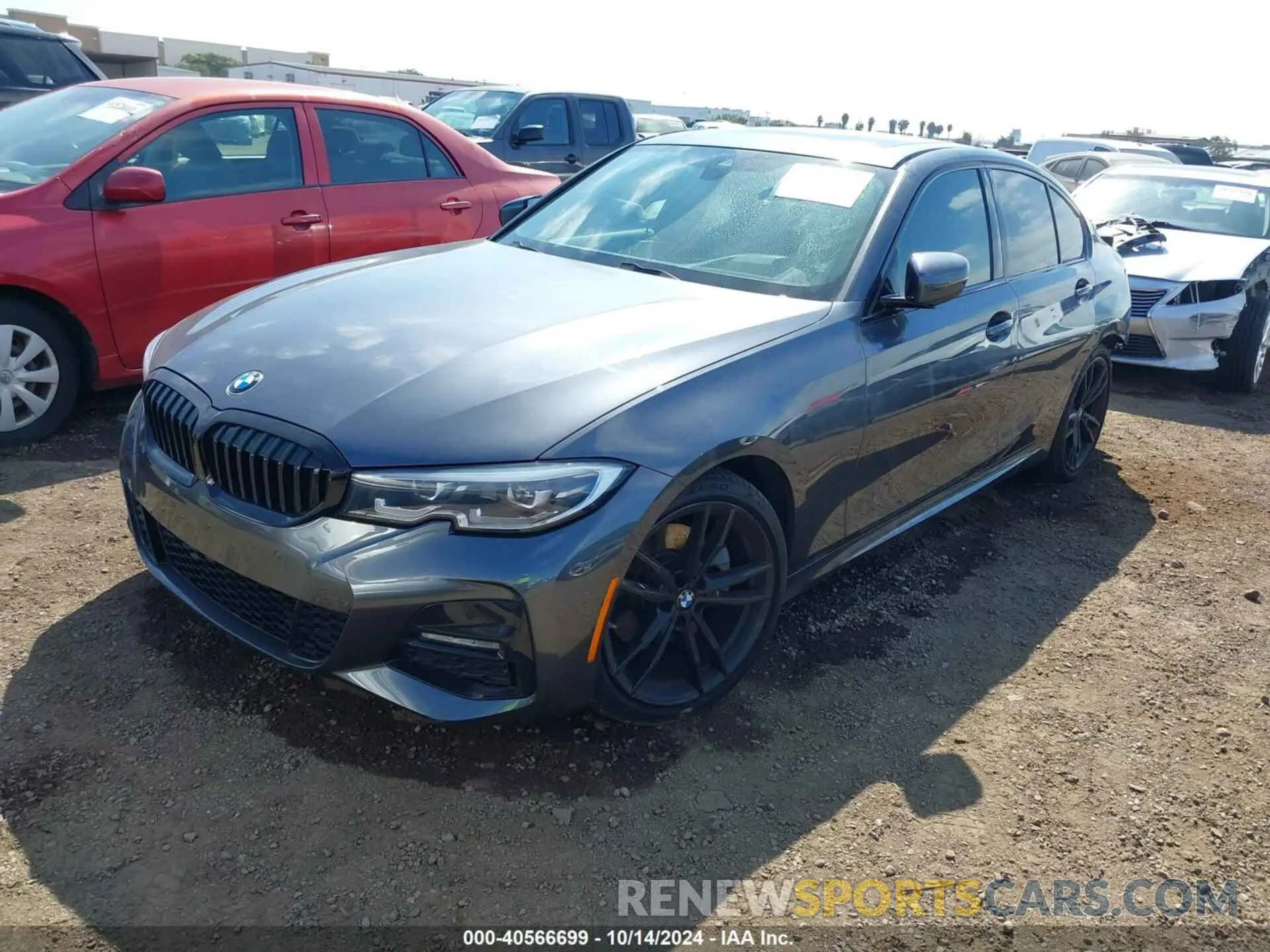 2 Фотография поврежденного автомобиля 3MW5R1J0XL8B15597 BMW 330I 2020