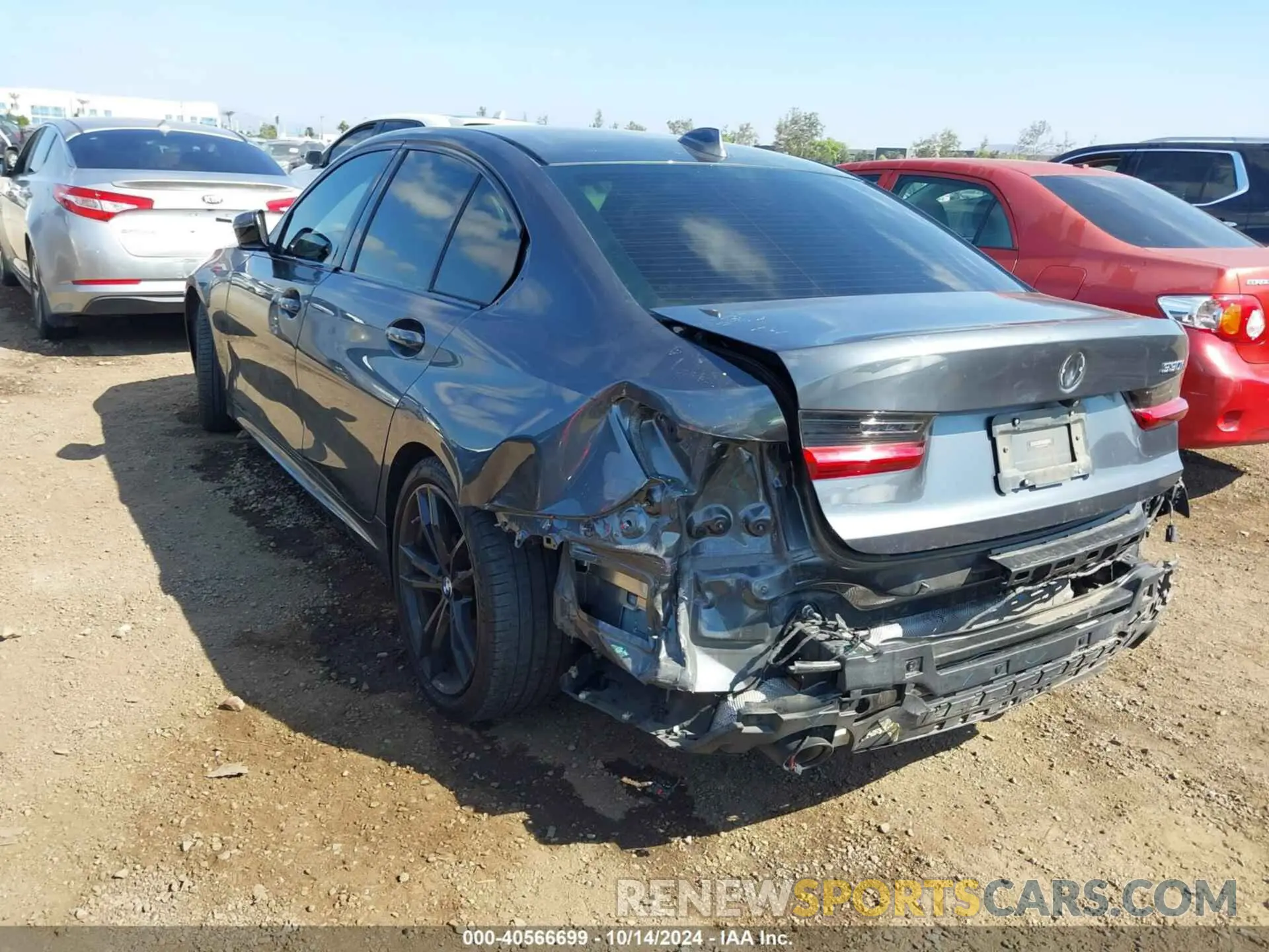 3 Фотография поврежденного автомобиля 3MW5R1J0XL8B15597 BMW 330I 2020
