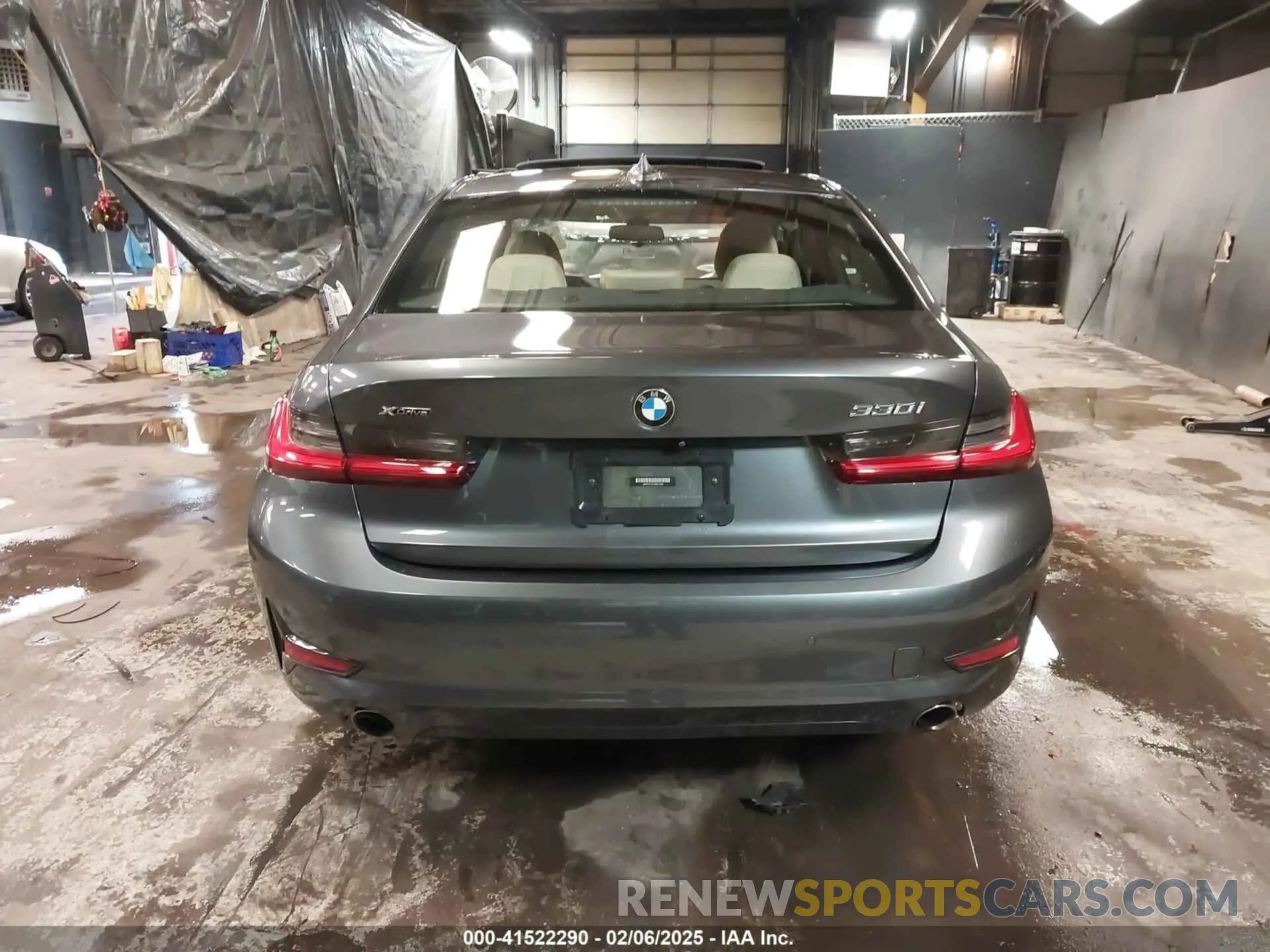 17 Photograph of a damaged car 3MW5R7J01L8B17306 BMW 330I 2020