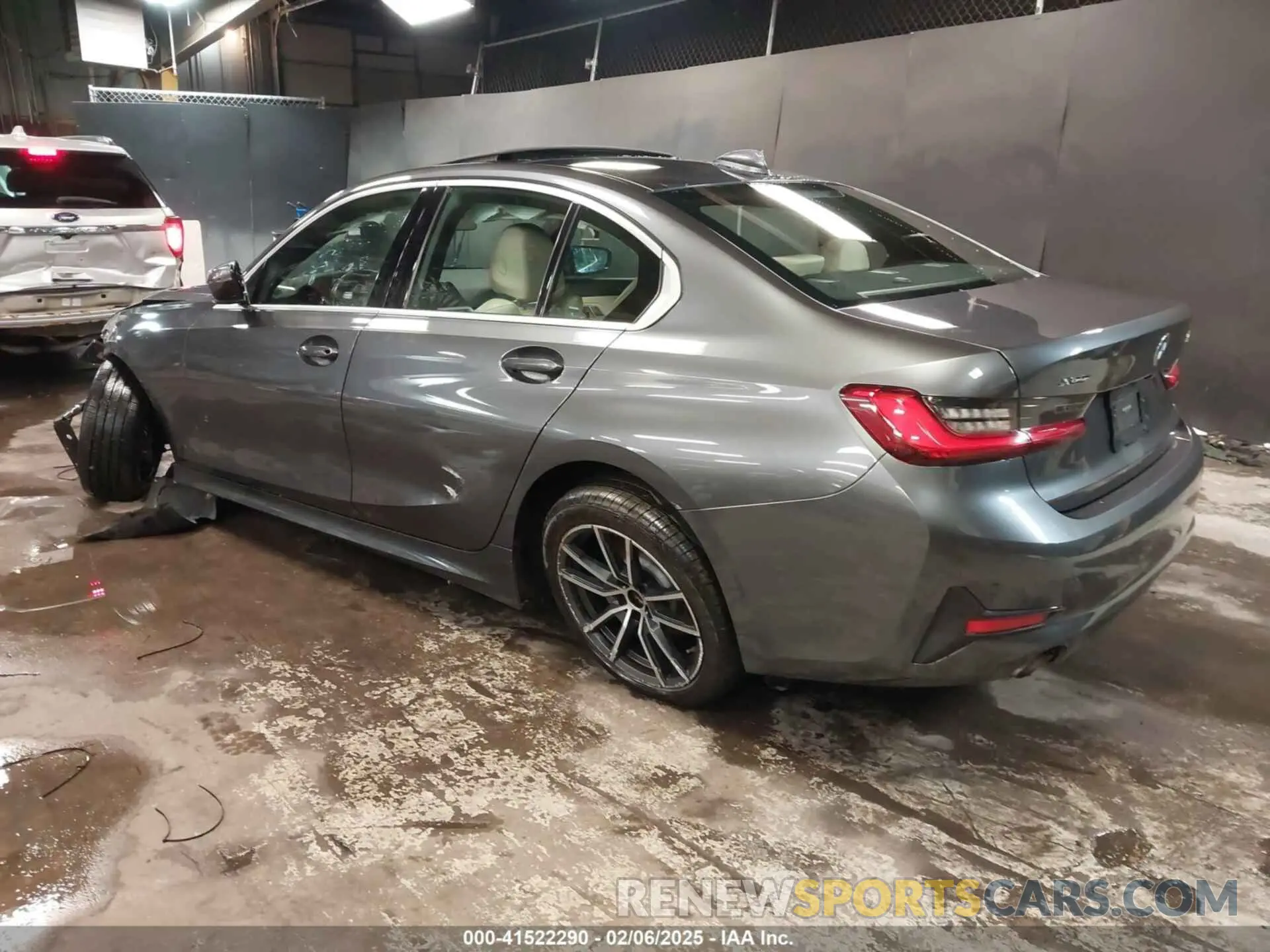 3 Photograph of a damaged car 3MW5R7J01L8B17306 BMW 330I 2020