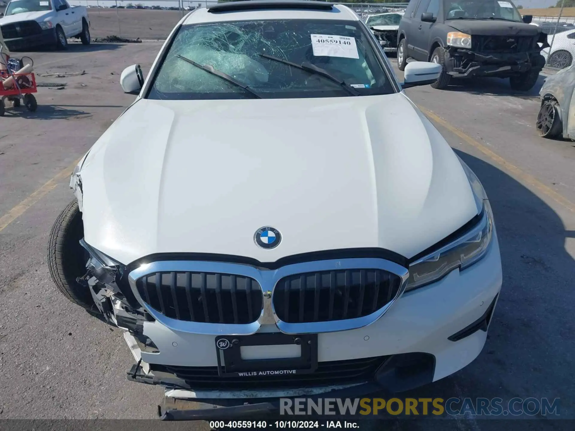 12 Photograph of a damaged car 3MW5R7J01L8B24899 BMW 330I 2020