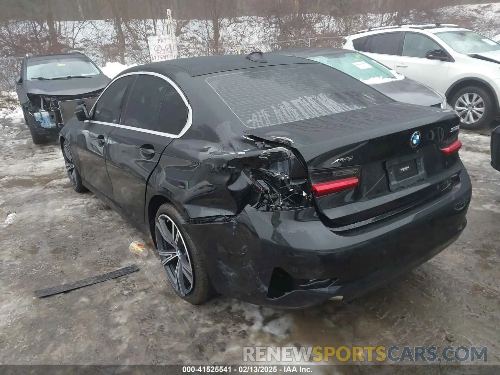 3 Photograph of a damaged car 3MW5R7J02L8B27598 BMW 330I 2020