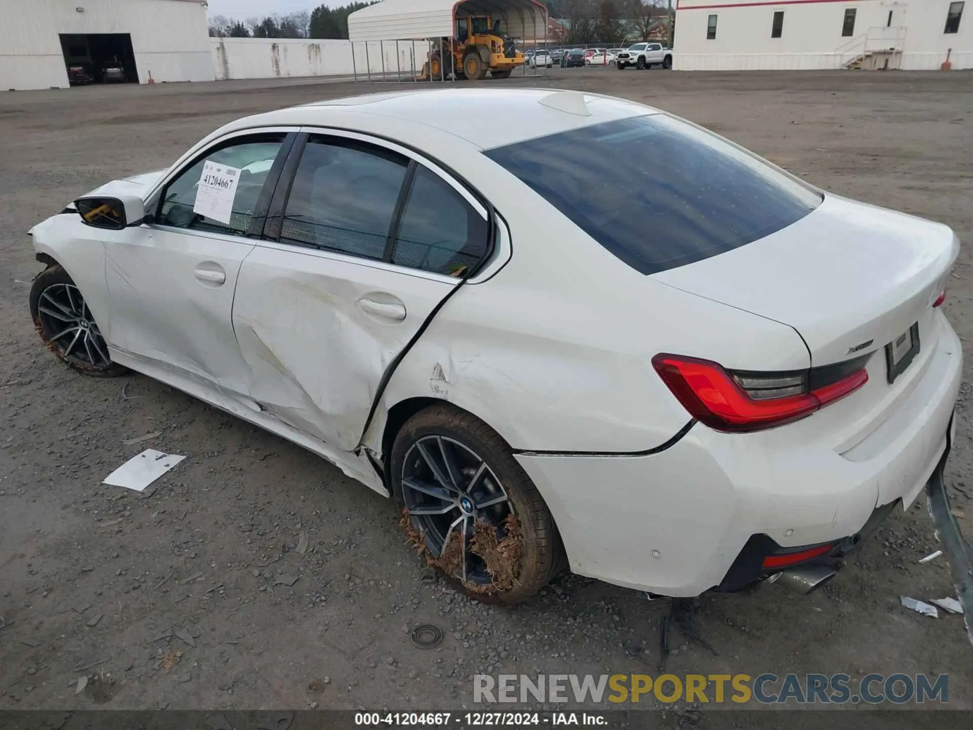 3 Photograph of a damaged car 3MW5R7J02L8B46152 BMW 330I 2020