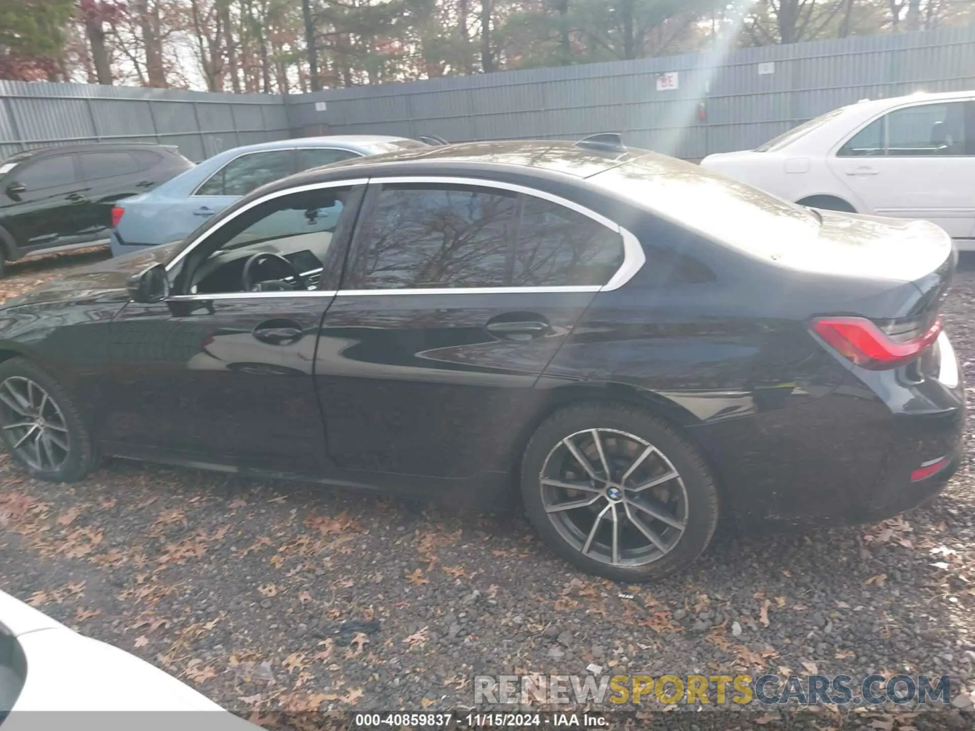 14 Фотография поврежденного автомобиля 3MW5R7J03L8B17338 BMW 330I 2020