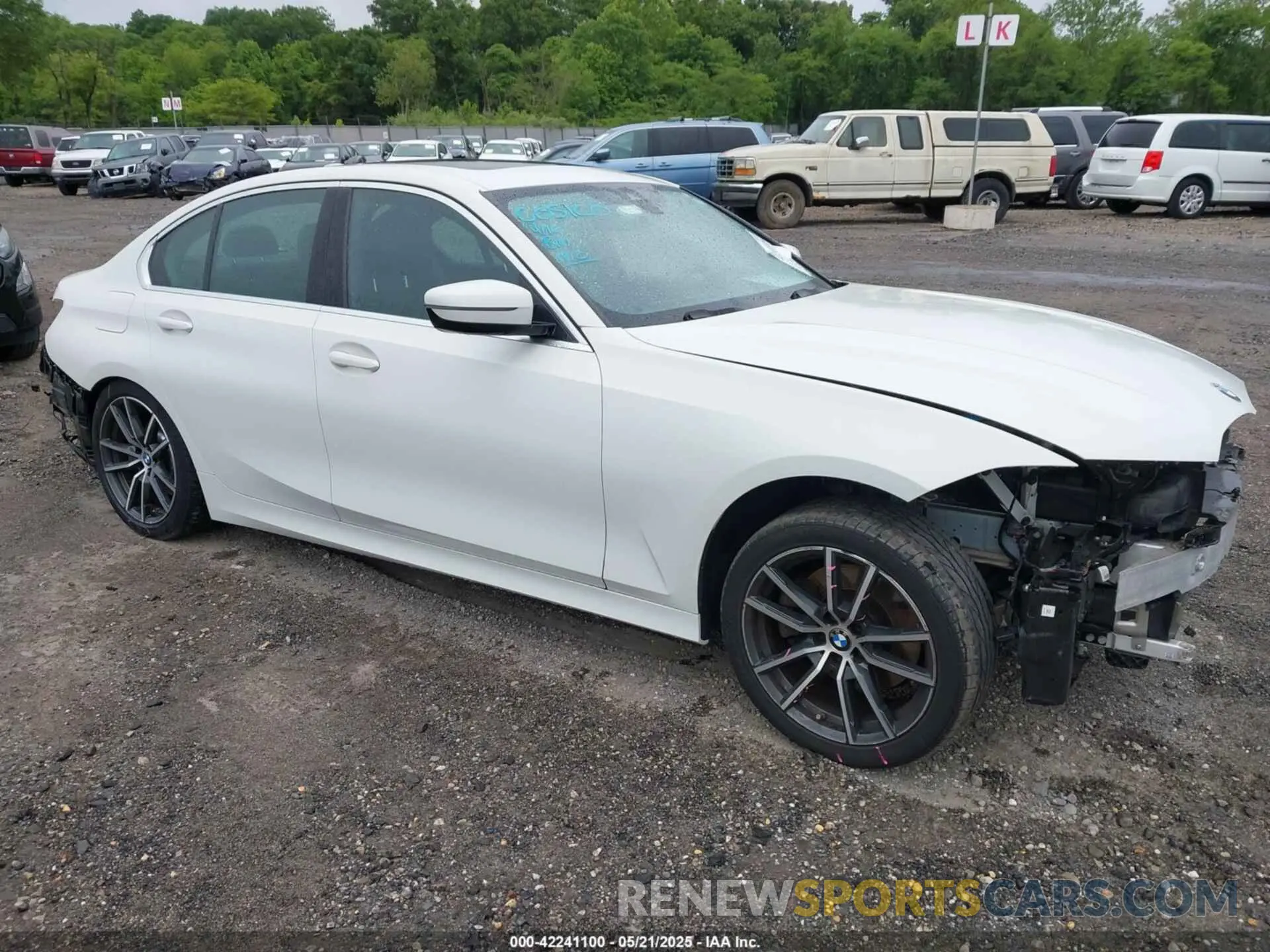 1 Фотография поврежденного автомобиля 3MW5R7J06L8B08925 BMW 330I 2020
