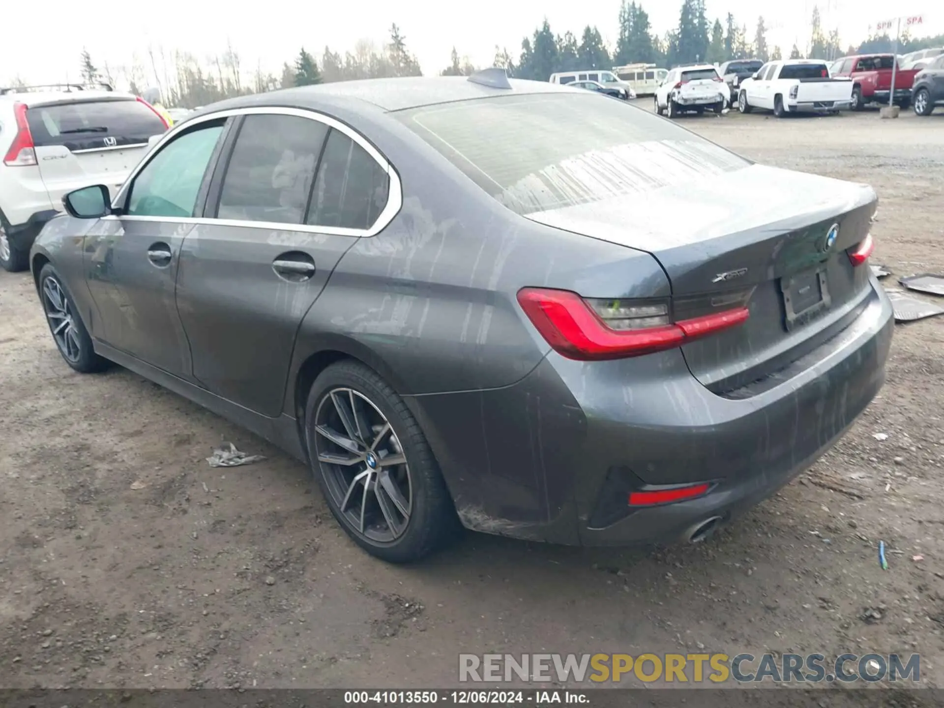 3 Фотография поврежденного автомобиля 3MW5R7J06L8B19455 BMW 330I 2020