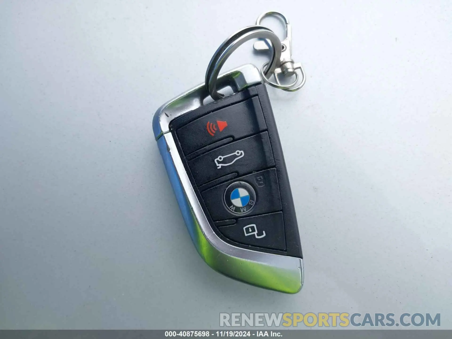11 Фотография поврежденного автомобиля 3MW5R7J07L8B46132 BMW 330I 2020