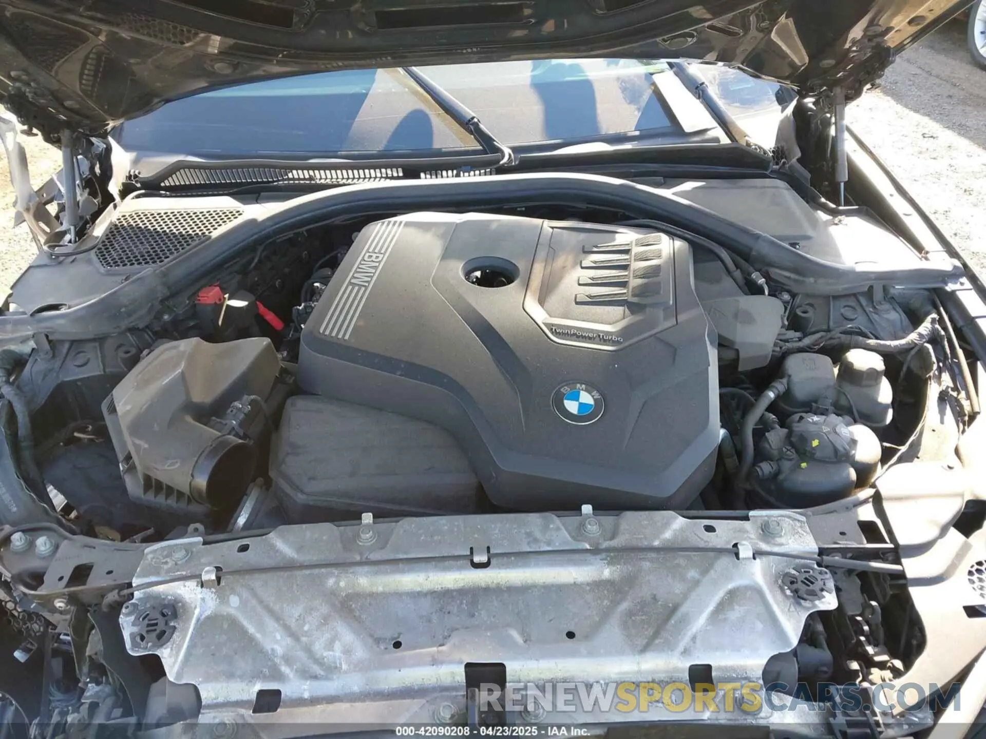 10 Photograph of a damaged car 3MW5R7J08L8B05749 BMW 330I 2020