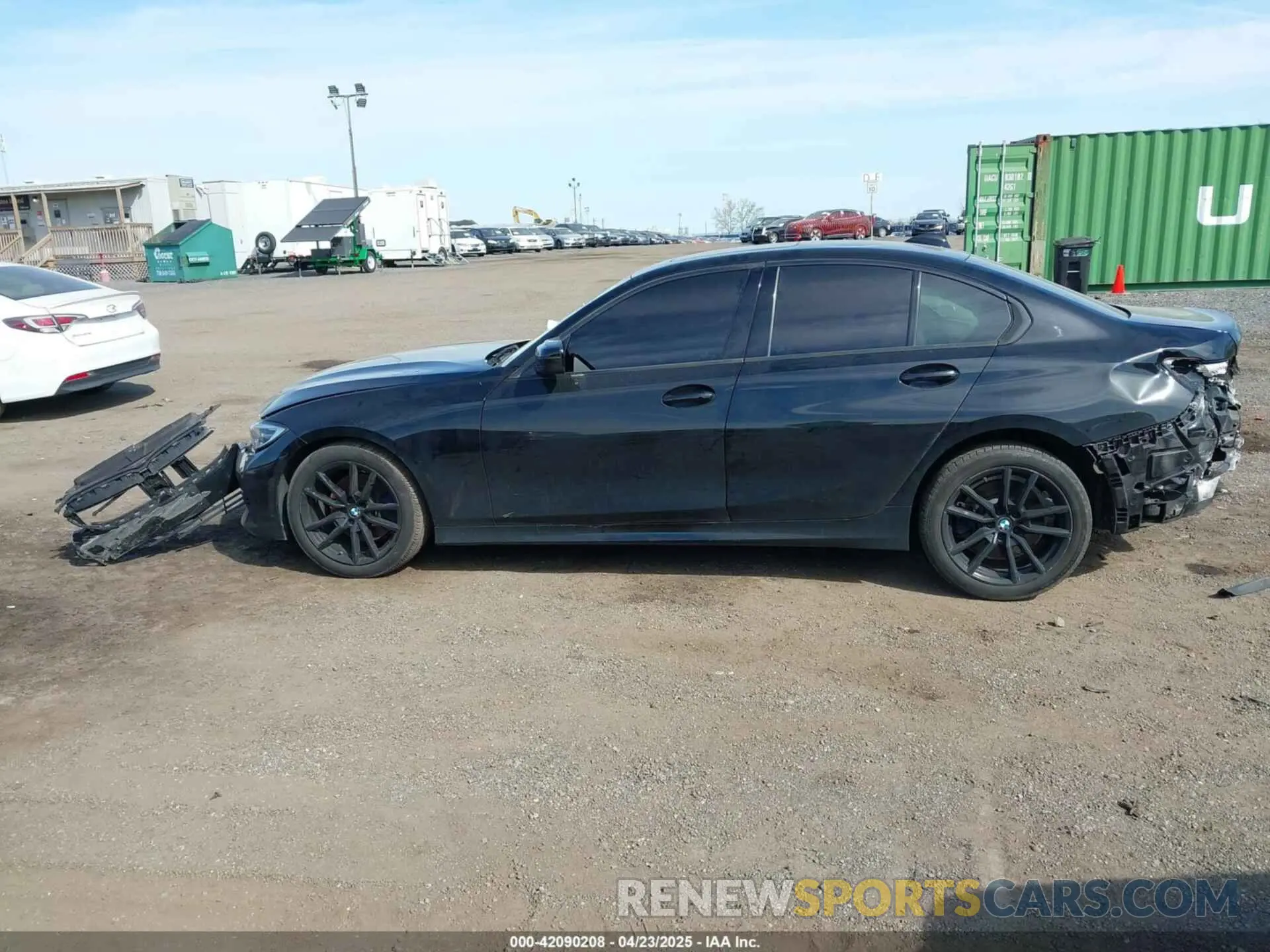 14 Photograph of a damaged car 3MW5R7J08L8B05749 BMW 330I 2020