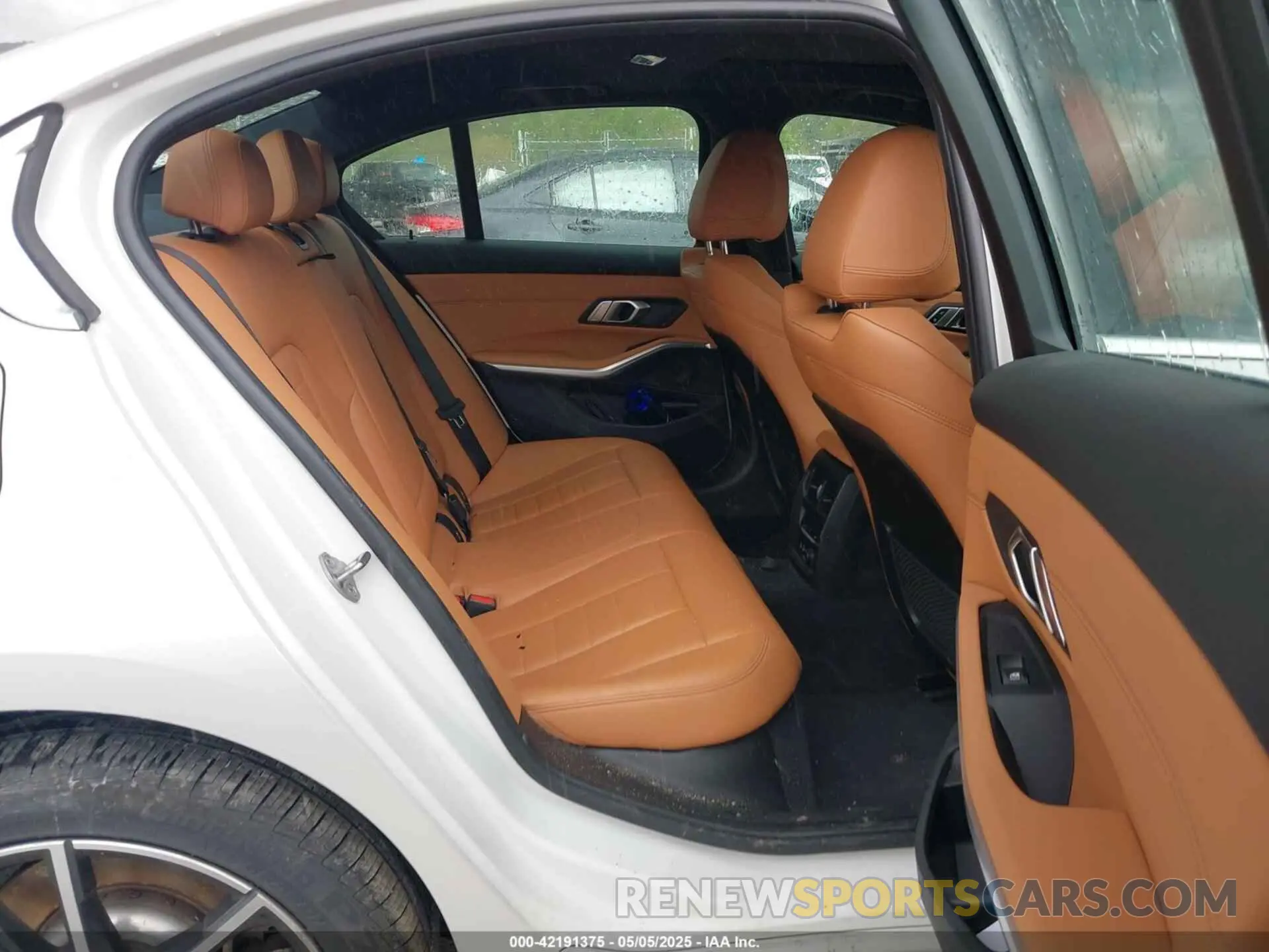 8 Фотография поврежденного автомобиля 3MW5R7J09L8B30823 BMW 330I 2020