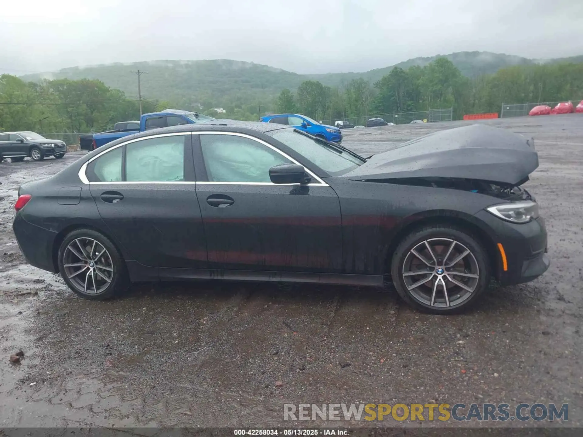 13 Photograph of a damaged car 3MW5R7J0XL8B06577 BMW 330I 2020