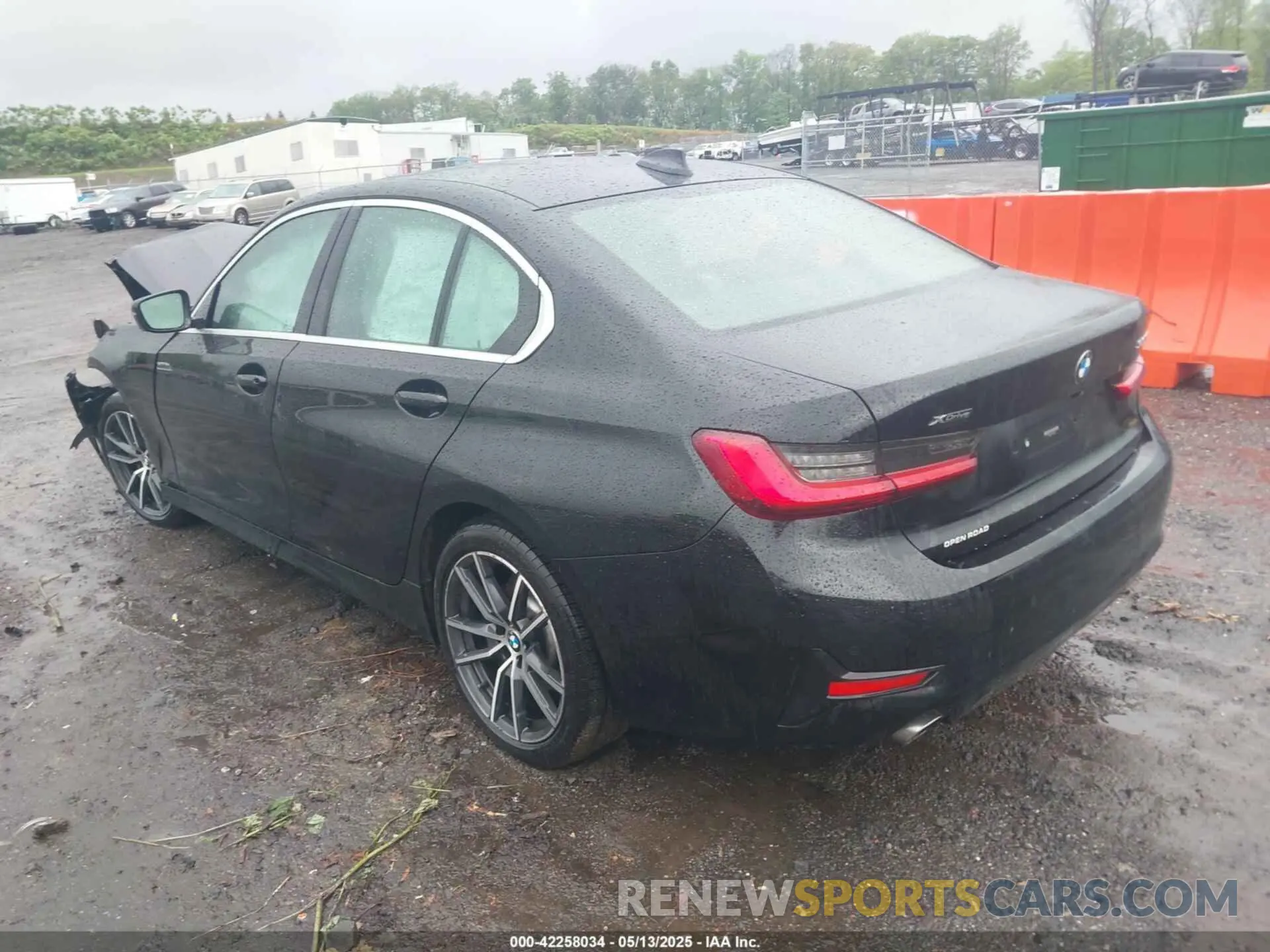 3 Photograph of a damaged car 3MW5R7J0XL8B06577 BMW 330I 2020
