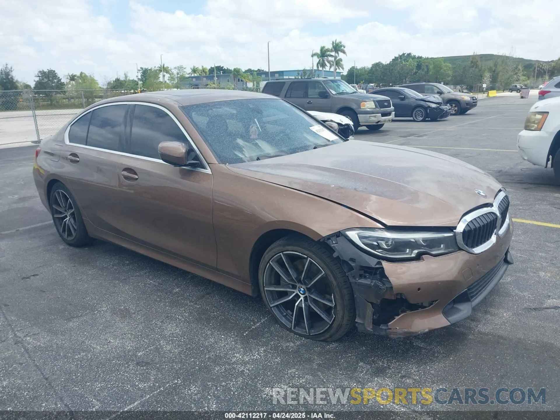 1 Фотография поврежденного автомобиля WBA5R1C05LFH82648 BMW 330I 2020