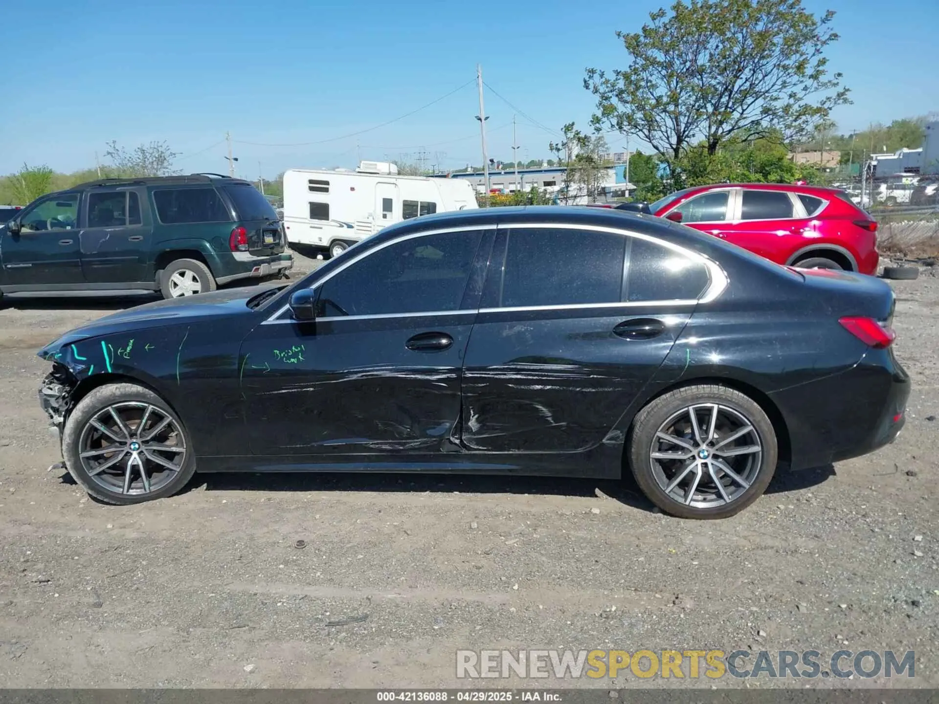 13 Фотография поврежденного автомобиля WBA5R7C01LFH48872 BMW 330I 2020