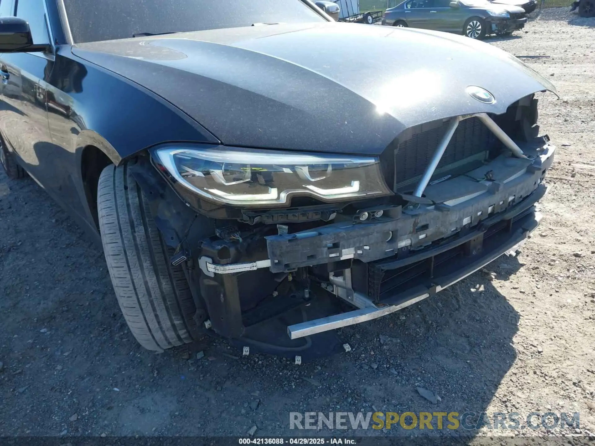 17 Фотография поврежденного автомобиля WBA5R7C01LFH48872 BMW 330I 2020