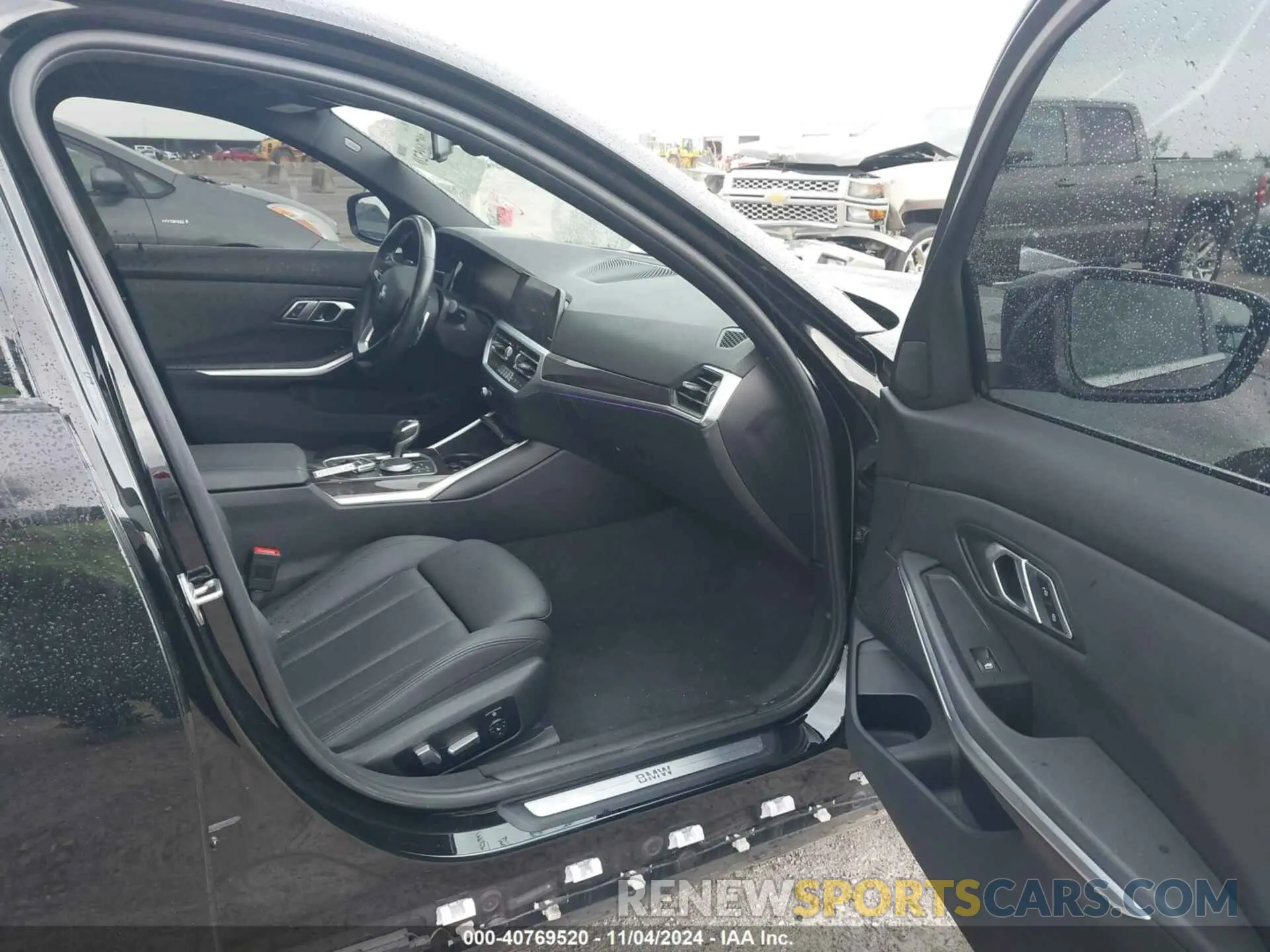 5 Photograph of a damaged car WBA5R7C02LFH39694 BMW 330I 2020