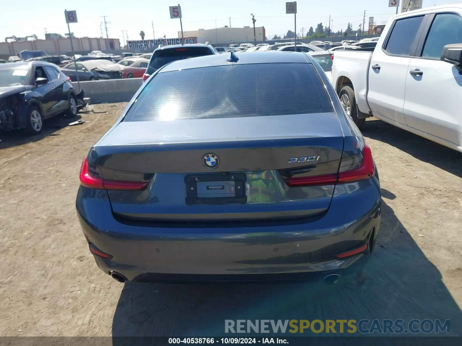 16 Photograph of a damaged car 3MW5R1J01M8B53950 BMW 330I 2021