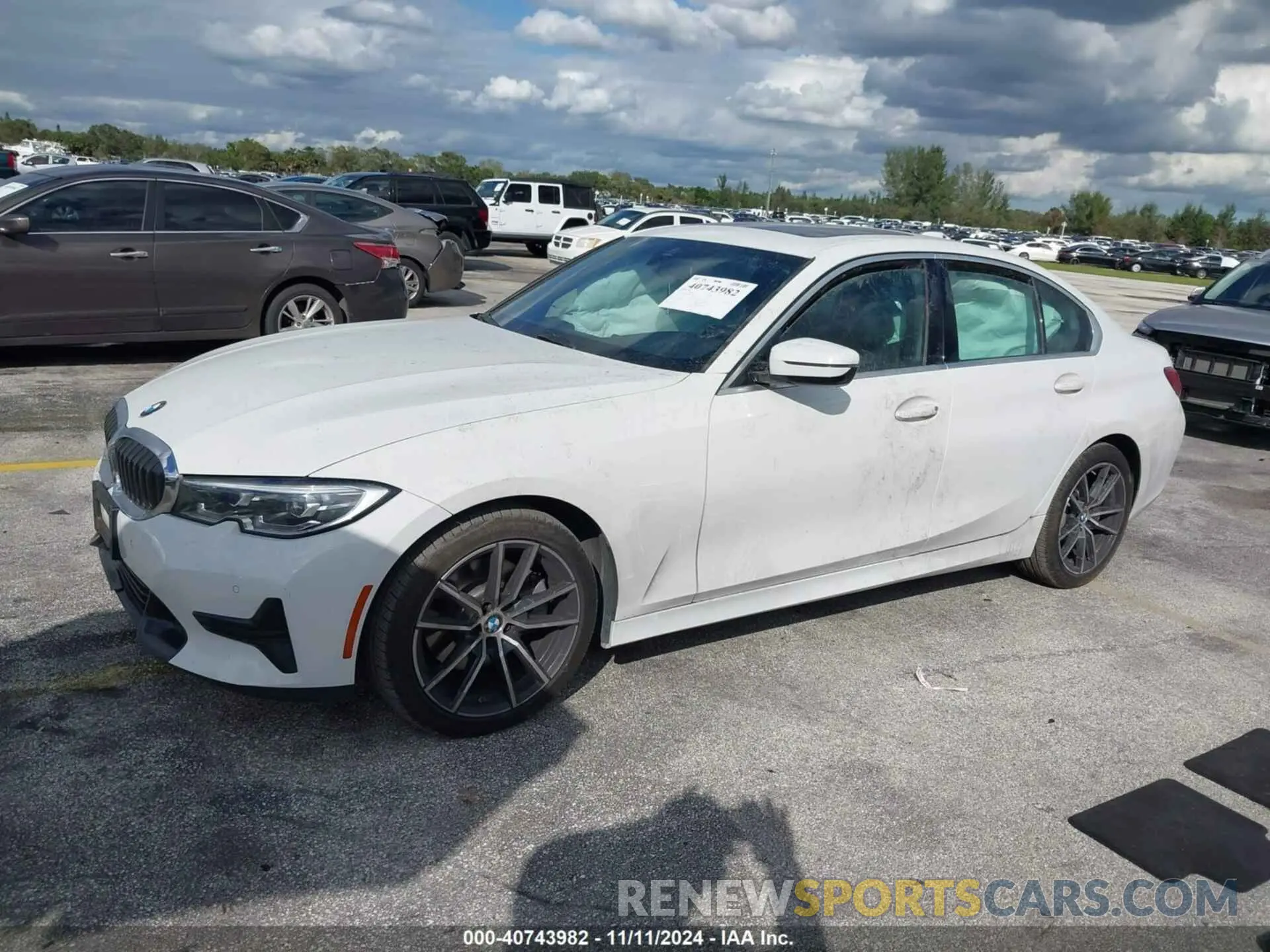 2 Photograph of a damaged car 3MW5R1J05M8B47696 BMW 330I 2021