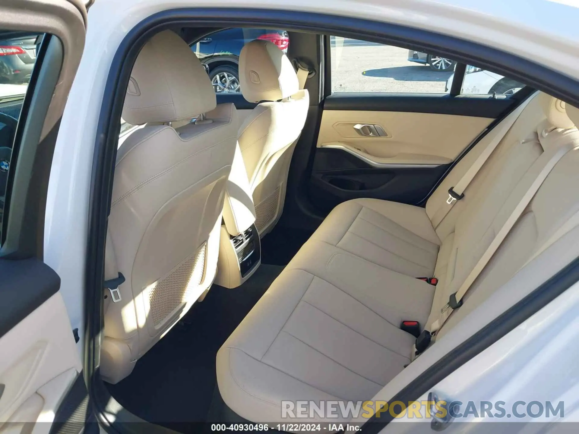8 Фотография поврежденного автомобиля 3MW5R1J05M8B87468 BMW 330I 2021
