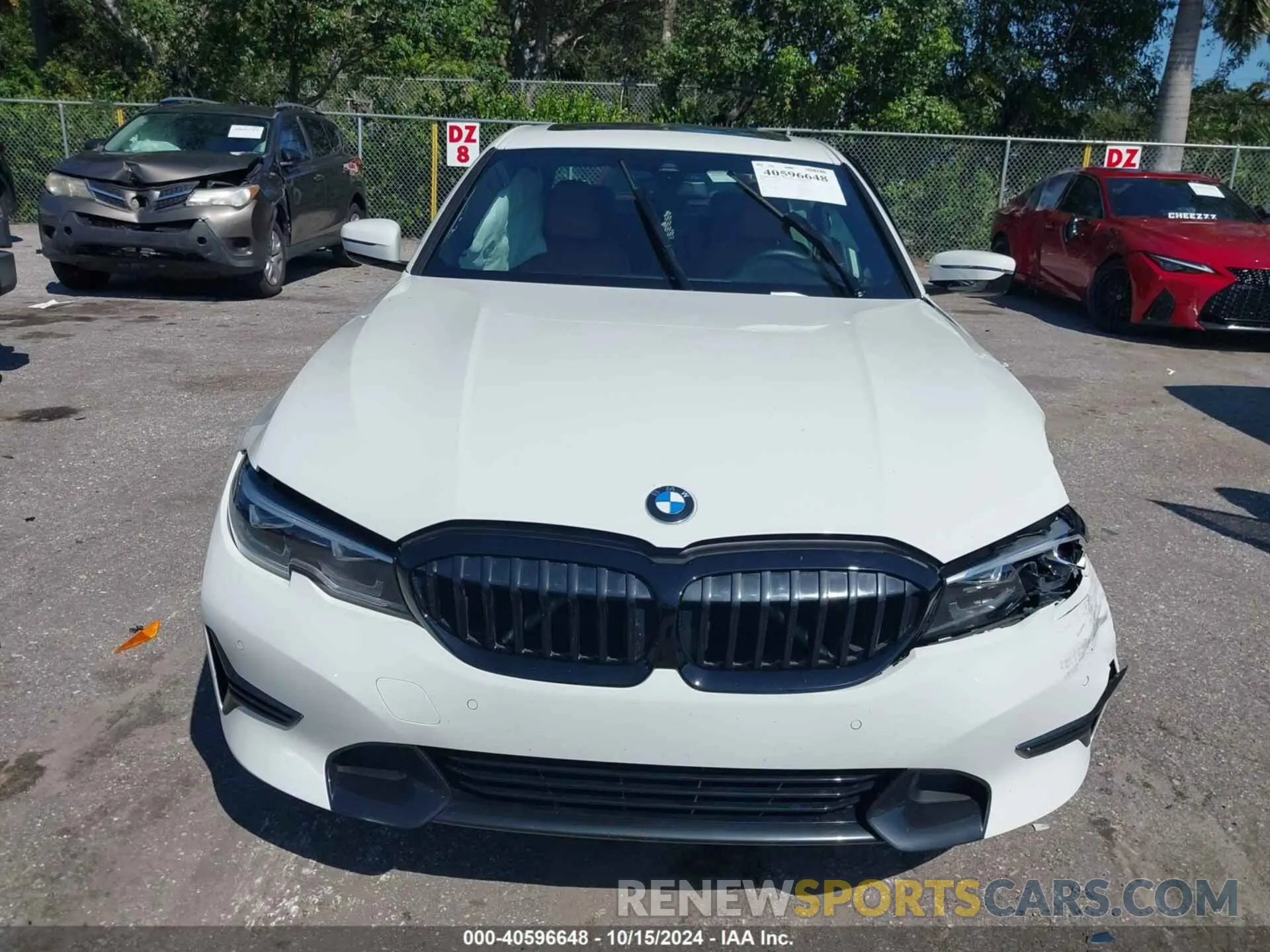 12 Photograph of a damaged car 3MW5R1J05M8C03572 BMW 330I 2021