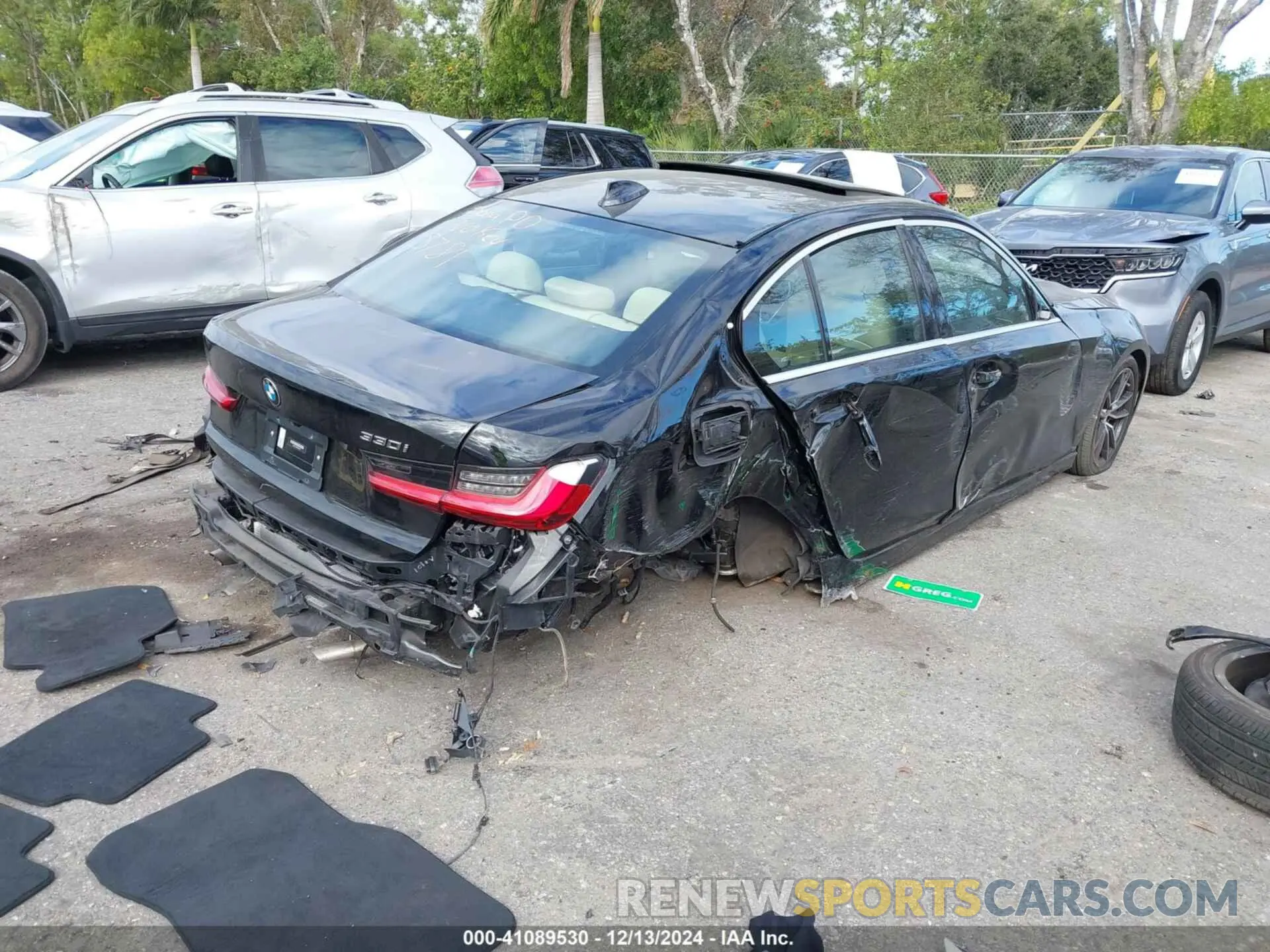 4 Фотография поврежденного автомобиля 3MW5R1J06M8B93781 BMW 330I 2021