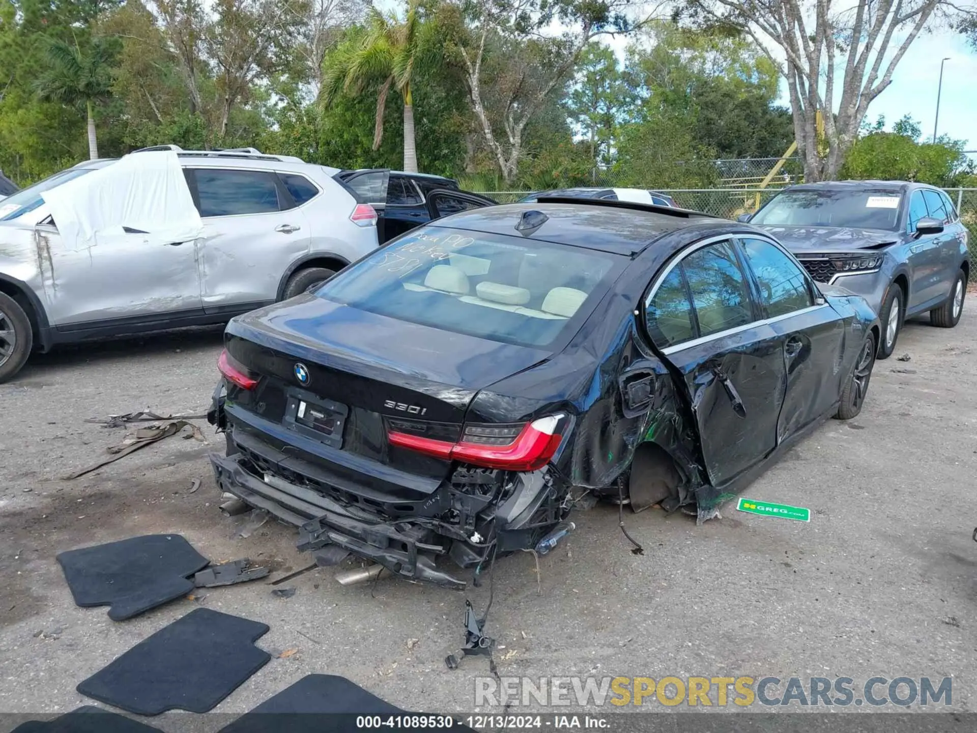 6 Фотография поврежденного автомобиля 3MW5R1J06M8B93781 BMW 330I 2021