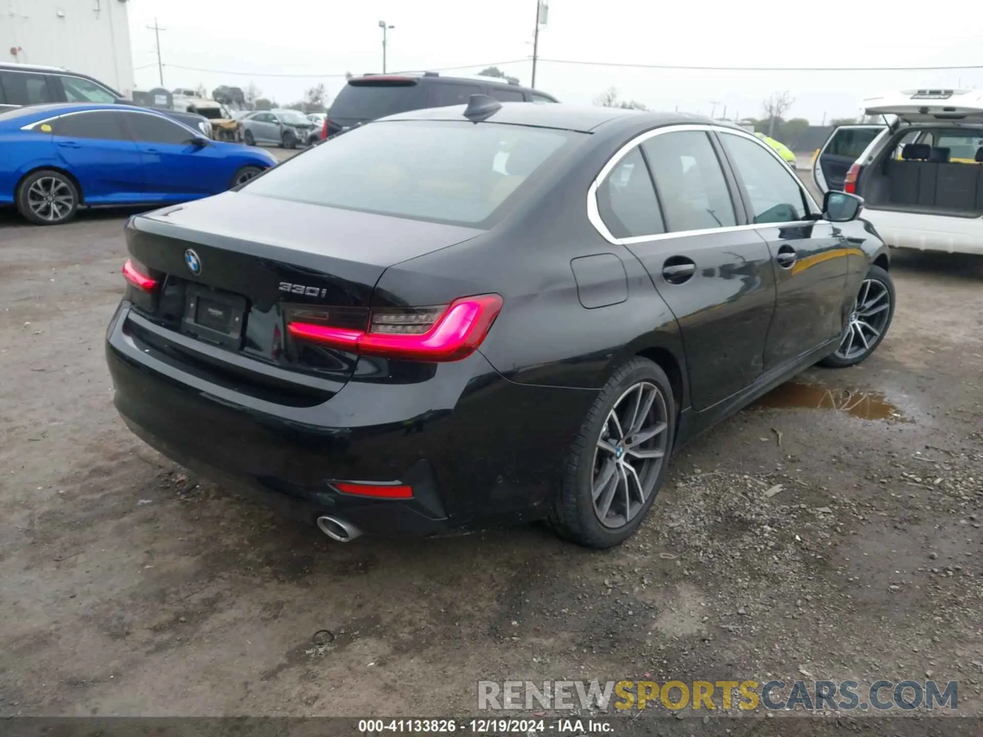 4 Фотография поврежденного автомобиля 3MW5R1J07M8B53581 BMW 330I 2021