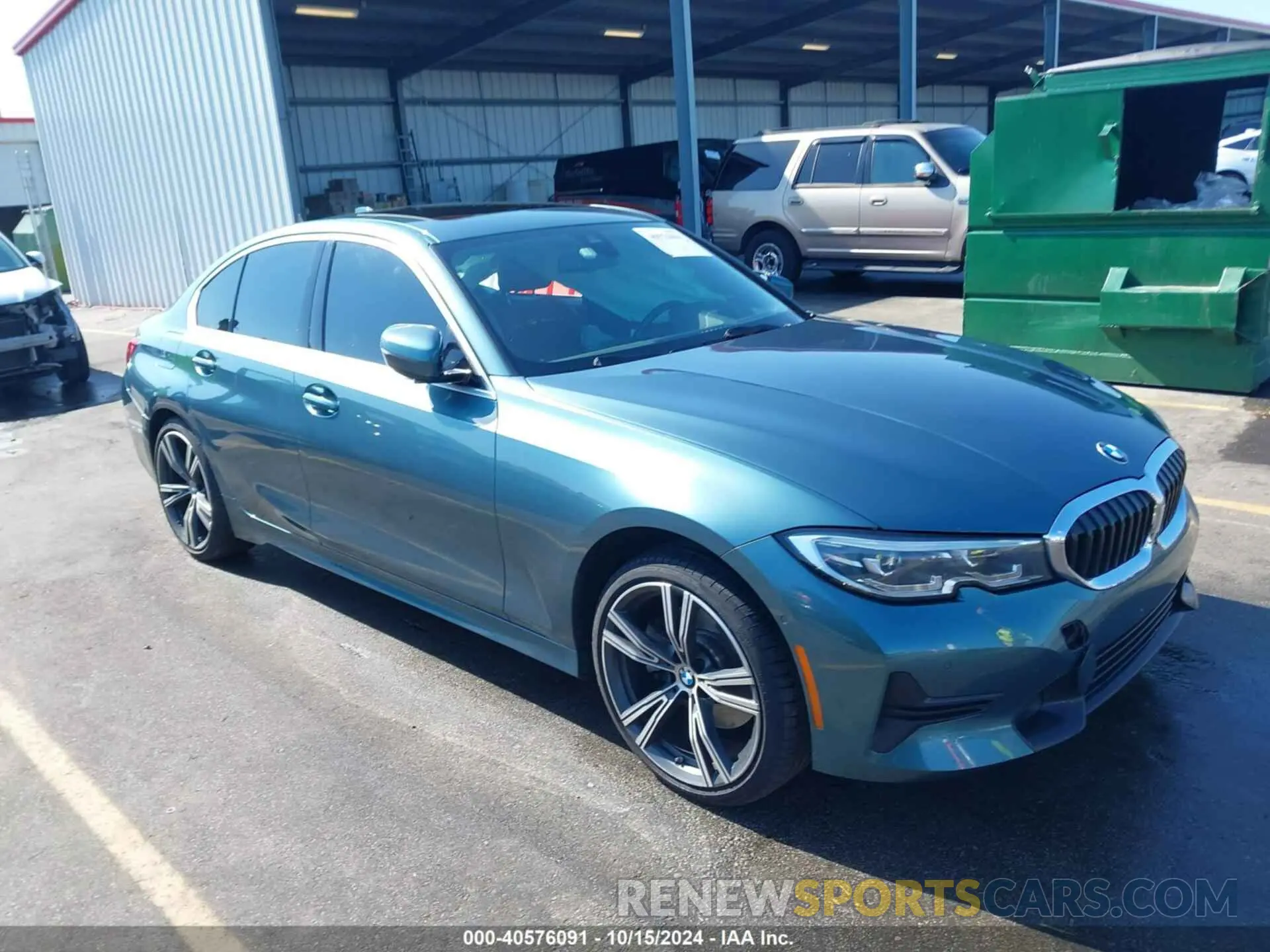 1 Photograph of a damaged car 3MW5R1J07M8B80117 BMW 330I 2021